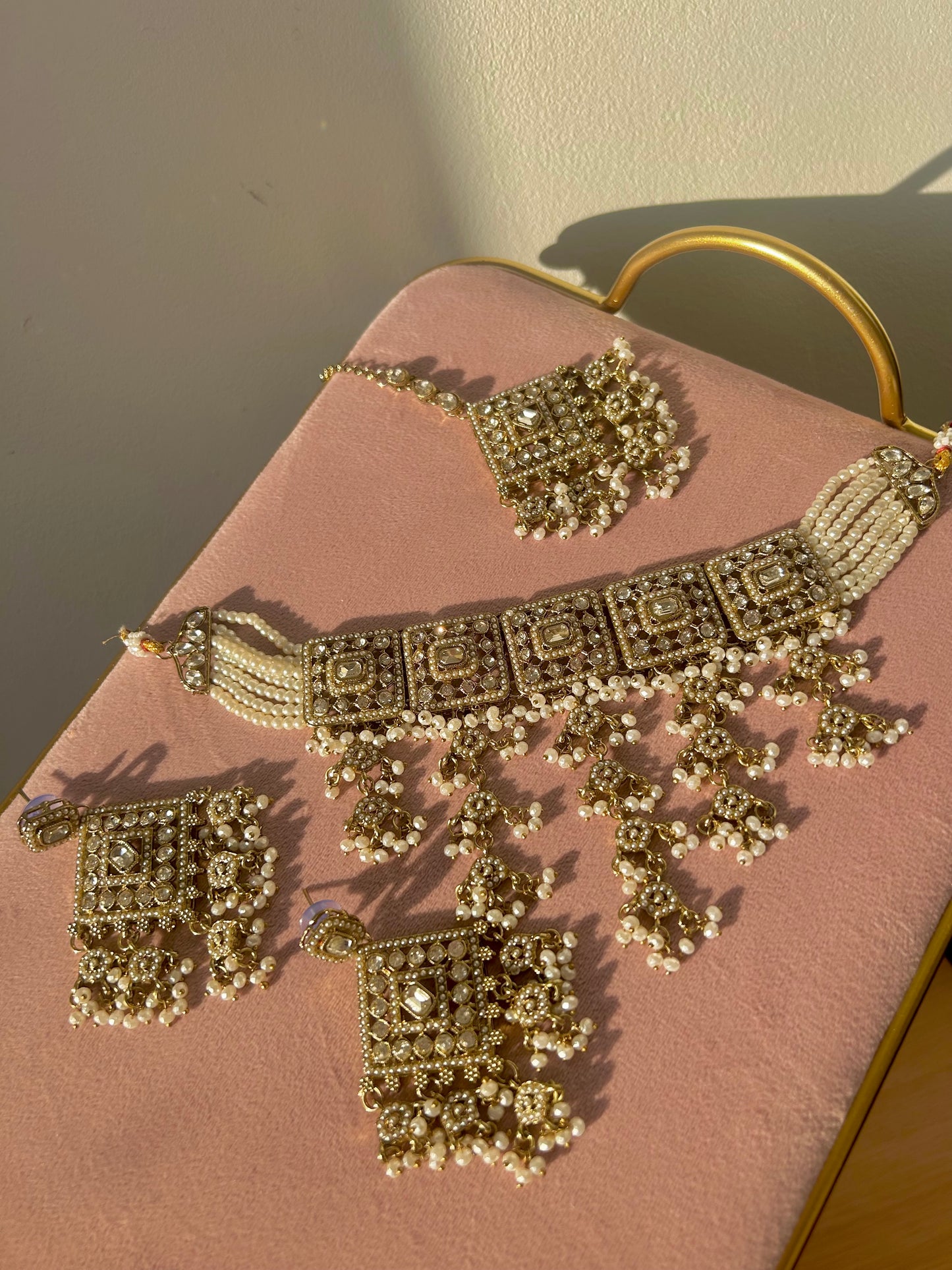 Meerab set ~ Champagne & Diamond