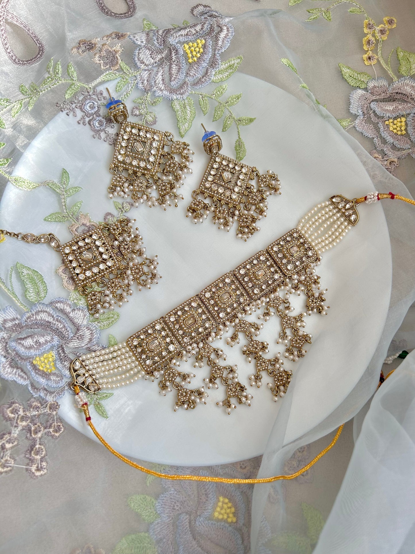 Meerab set ~ Champagne & Diamond