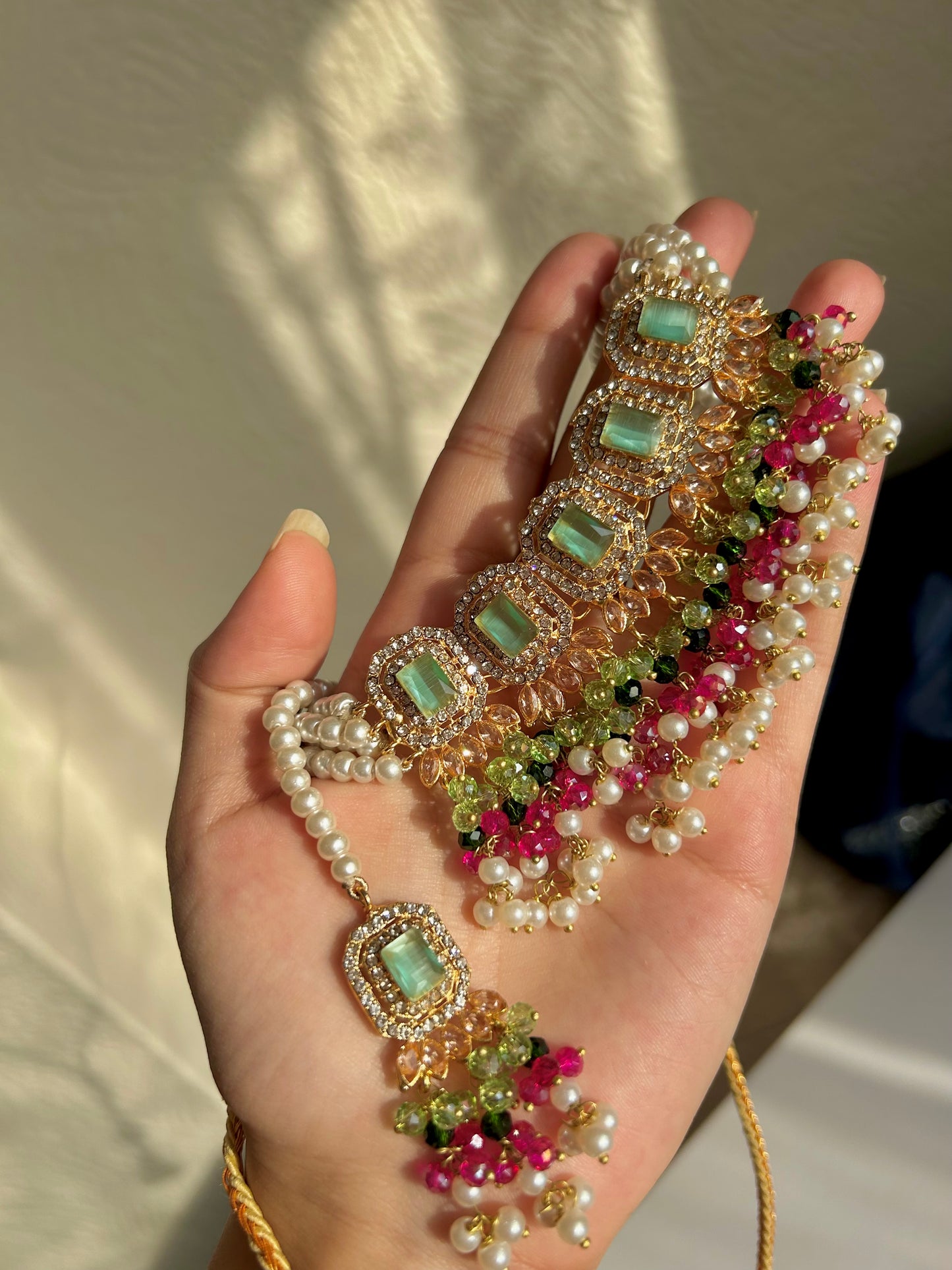 Minahil jewellery set - Green Multi