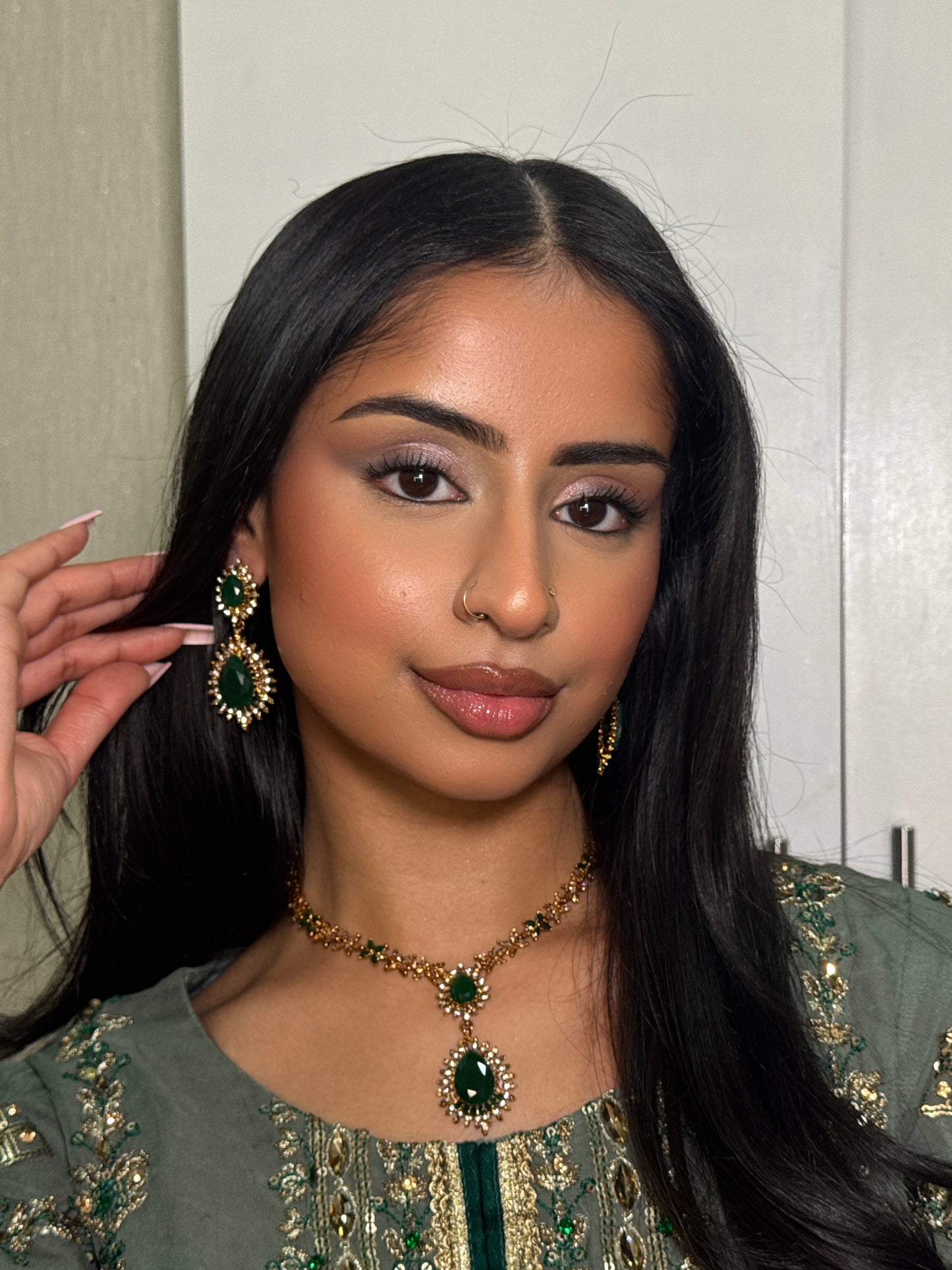 Mahnoor set ~ Emerald