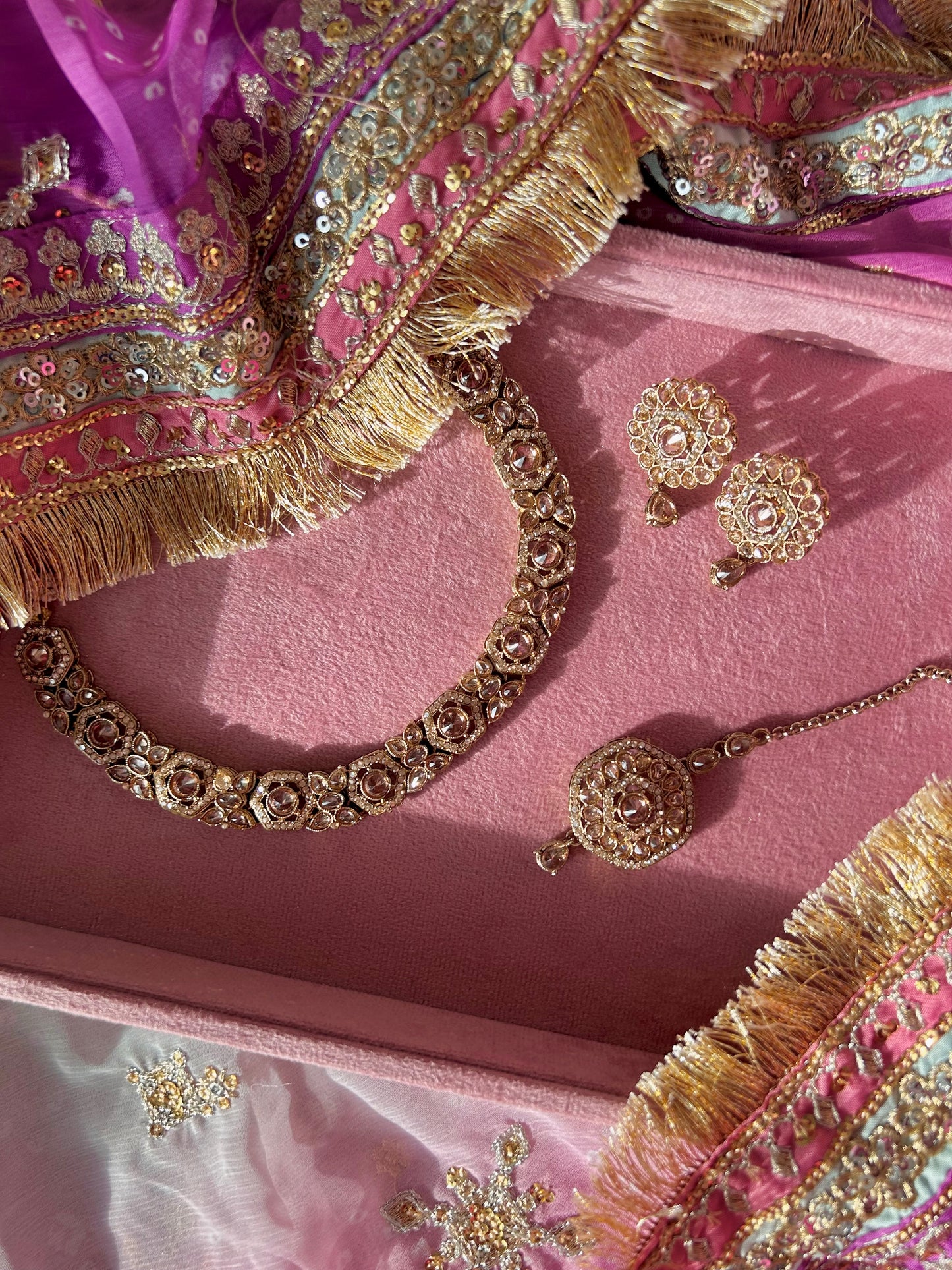 Madhuri set~ Champagne