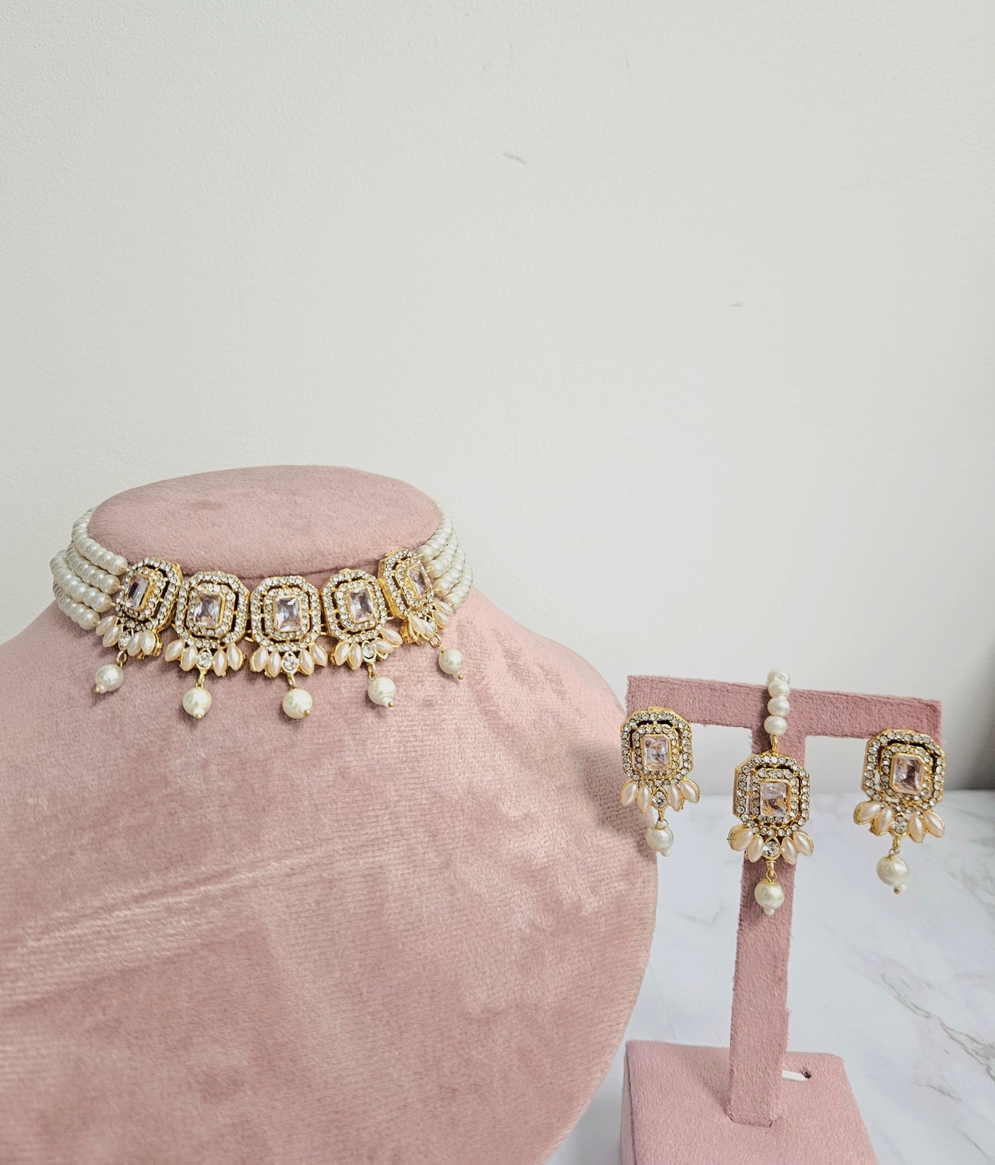 Nusrat set ~ diamante