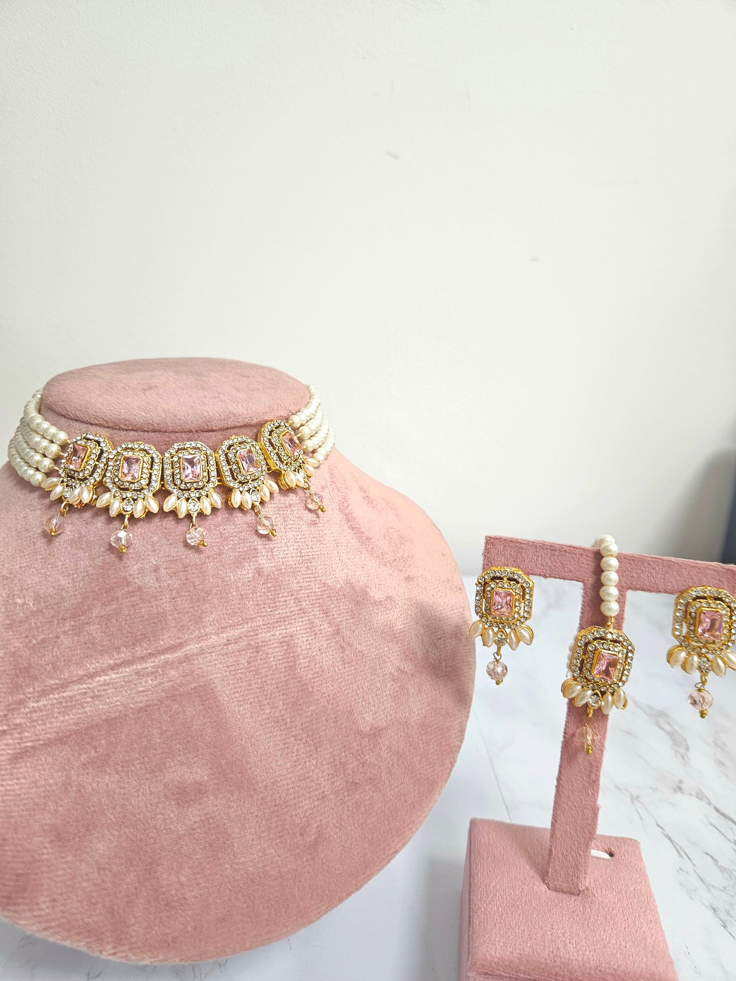 Nusrat jewellery set ~ light pink