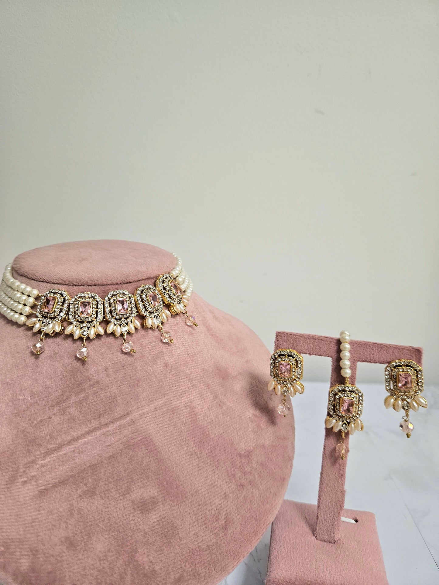 Nusrat jewellery set ~ light pink