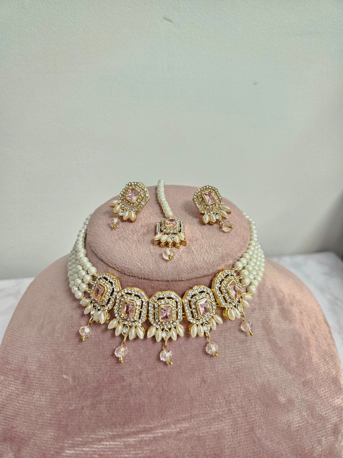 Nusrat jewellery set ~ light pink