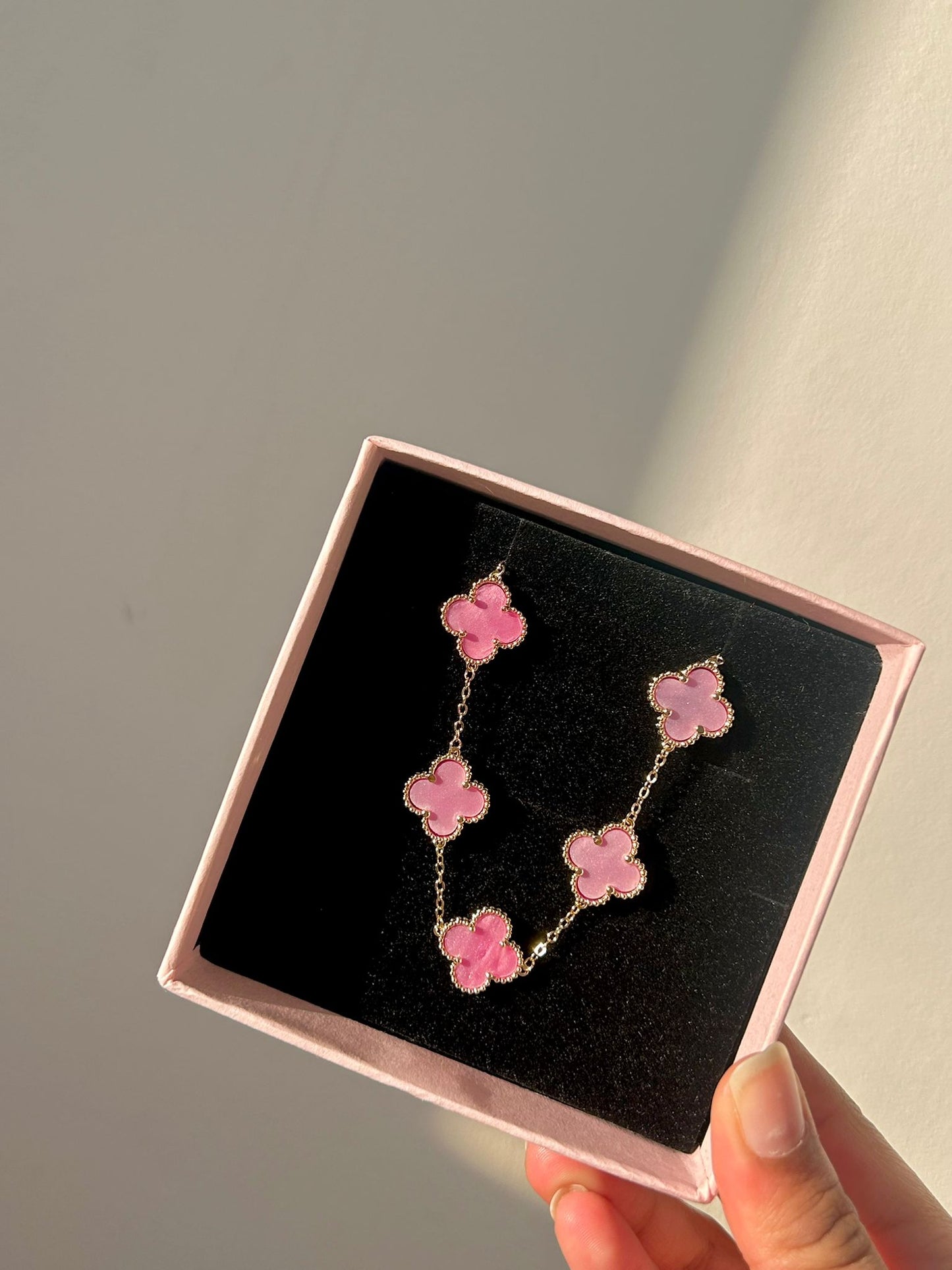 Mystery jewellery item