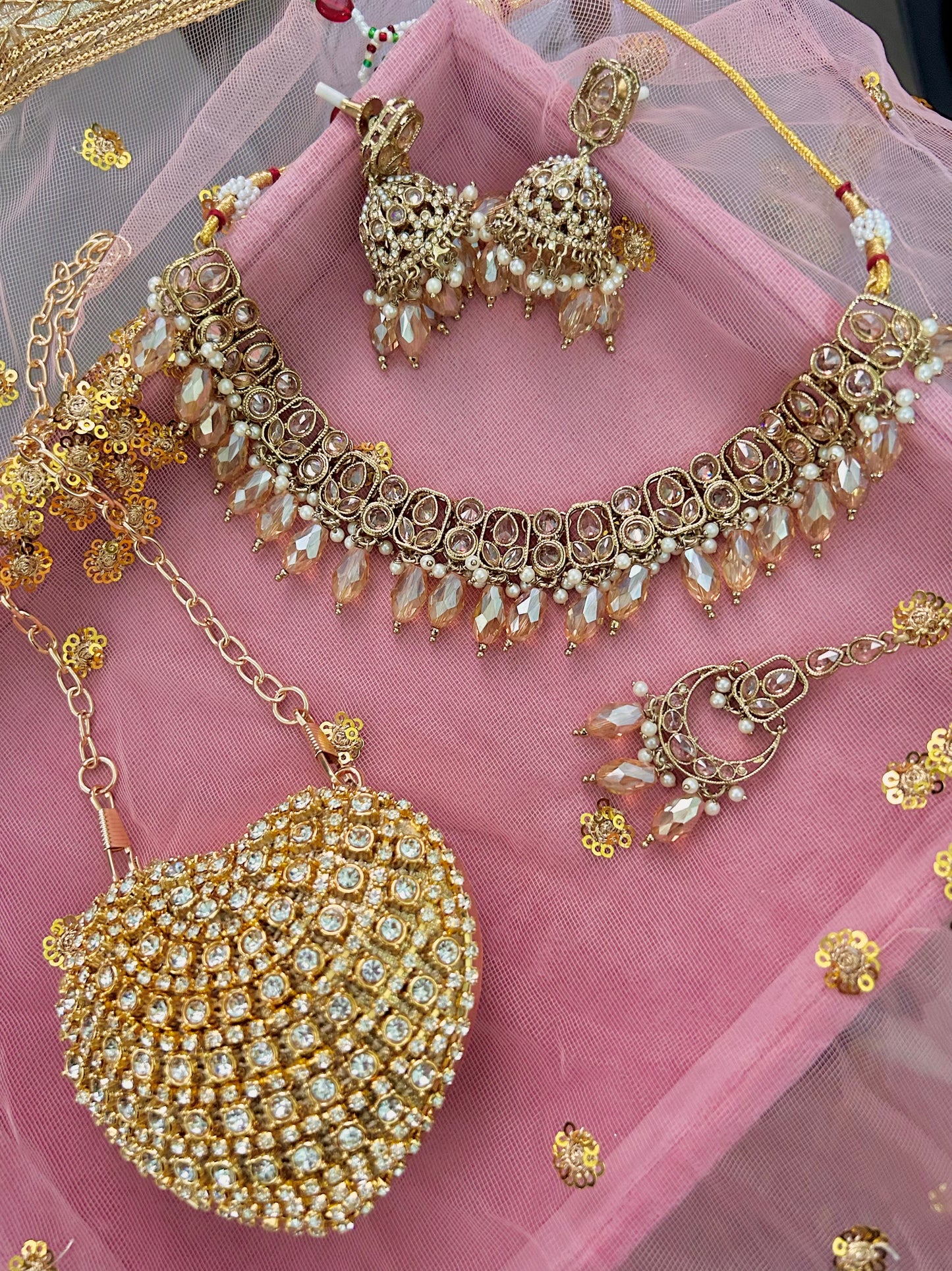 Preeti set ~ Champagne