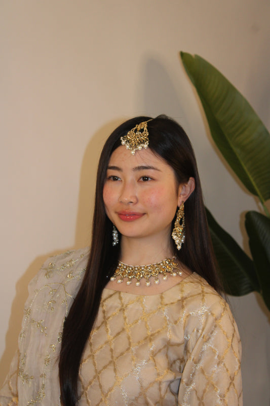 Farah jewellery set~ Pearl