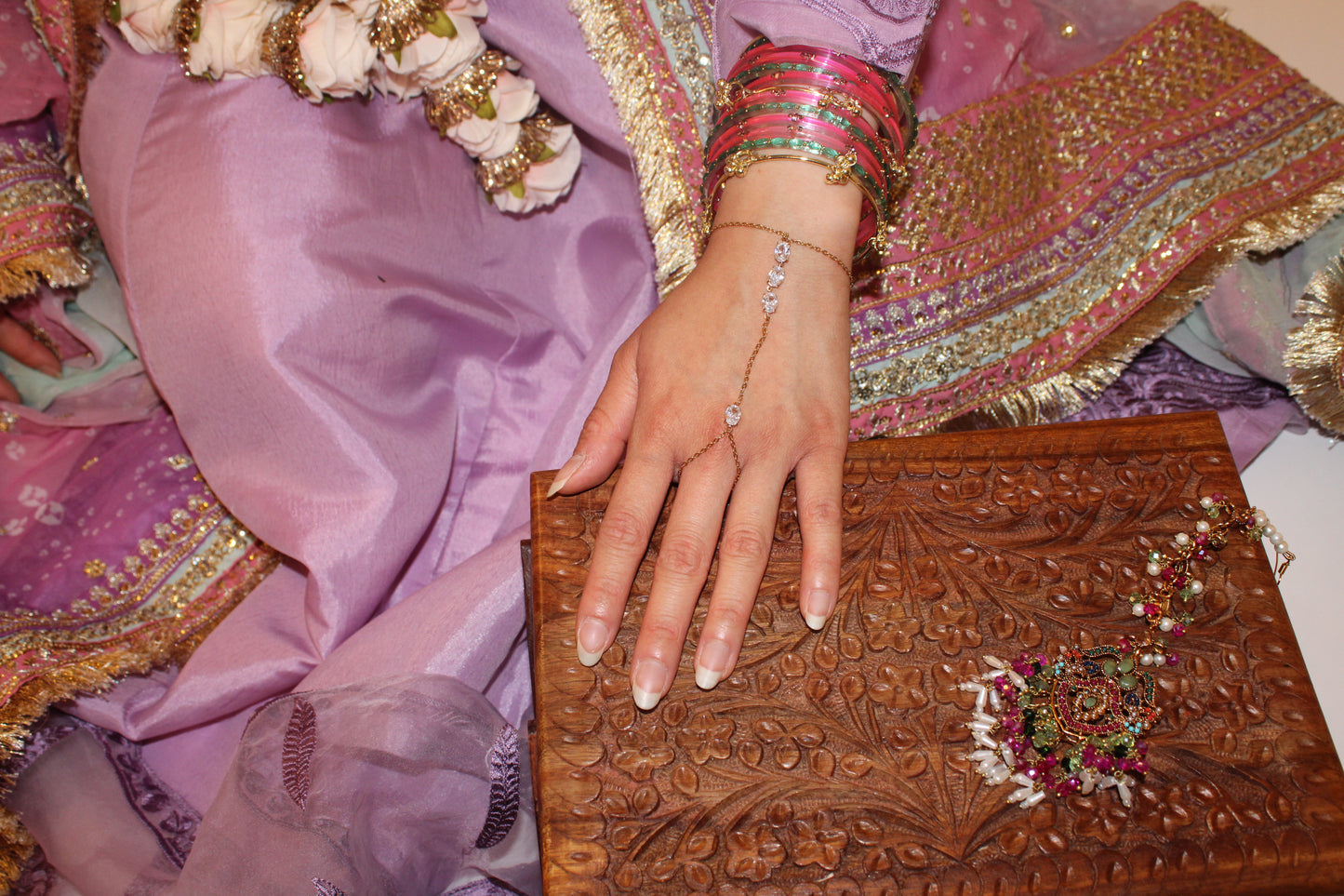 Hareem hand chain