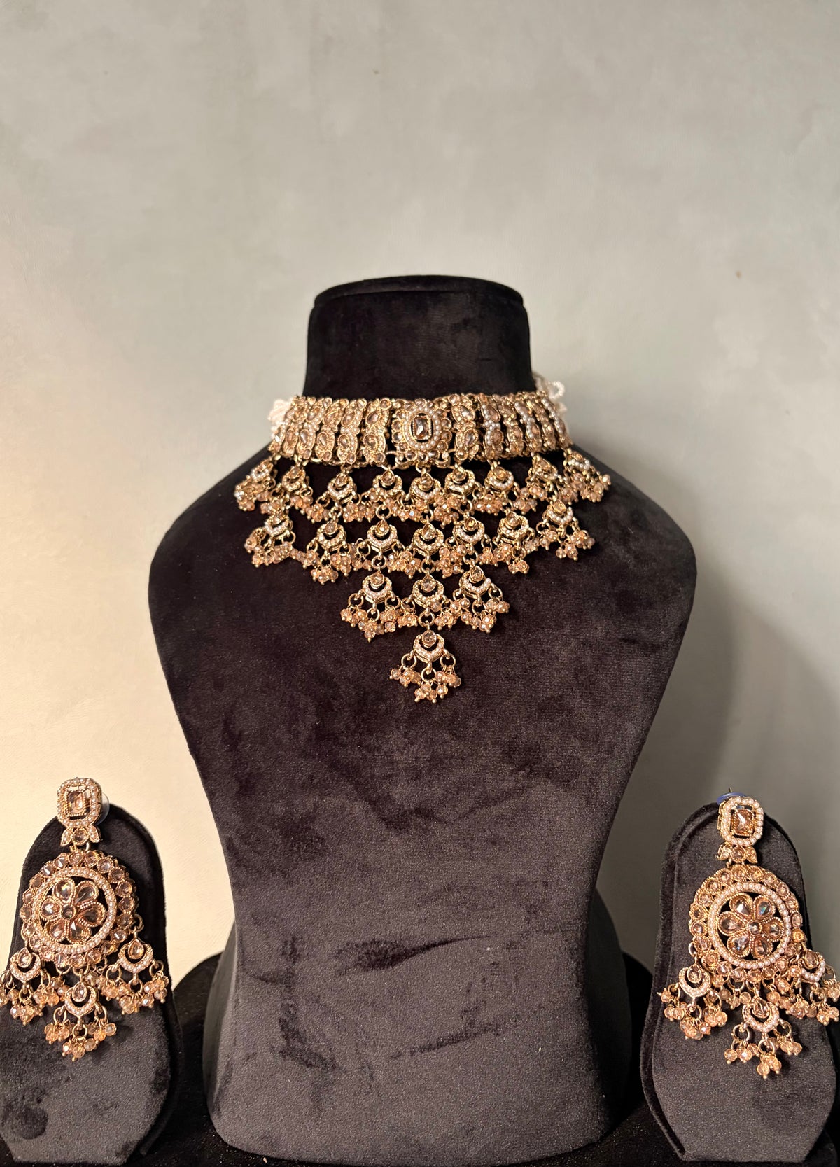 Aroosa set- champagne
