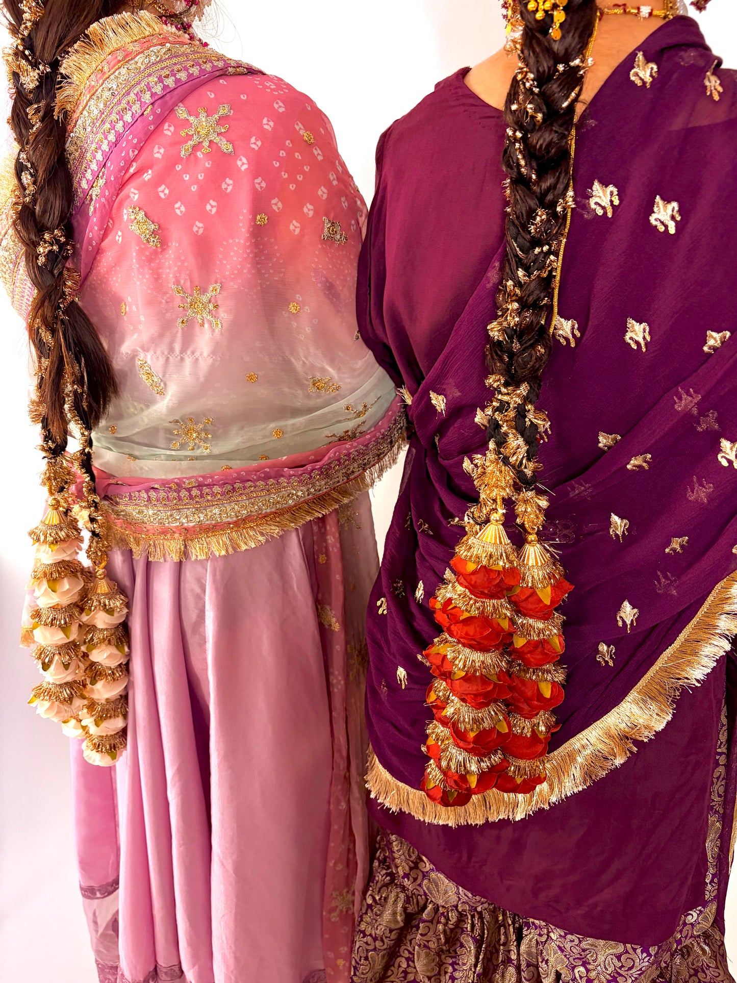 Gulab paranda ~ Red