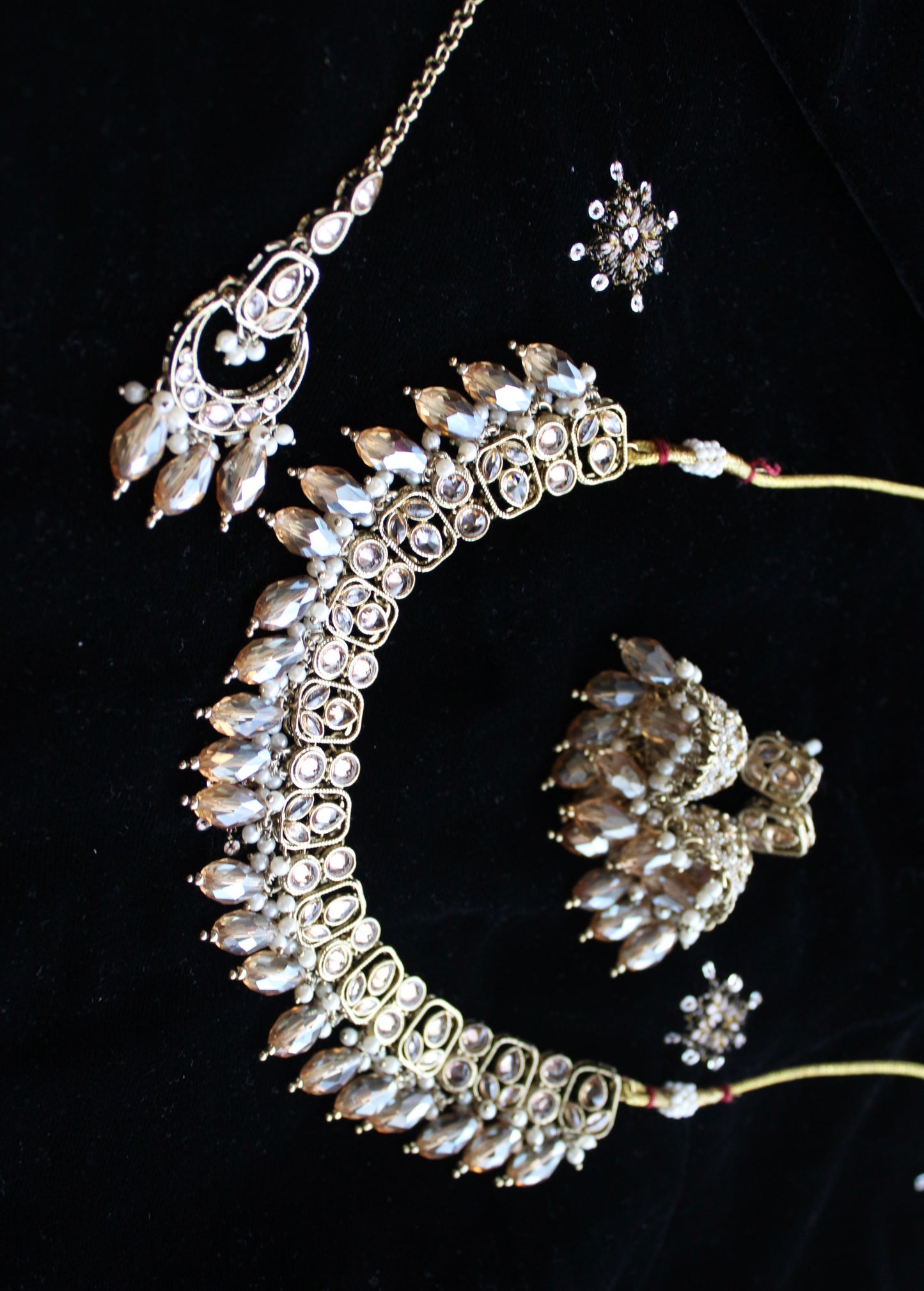 Preeti set ~ Champagne