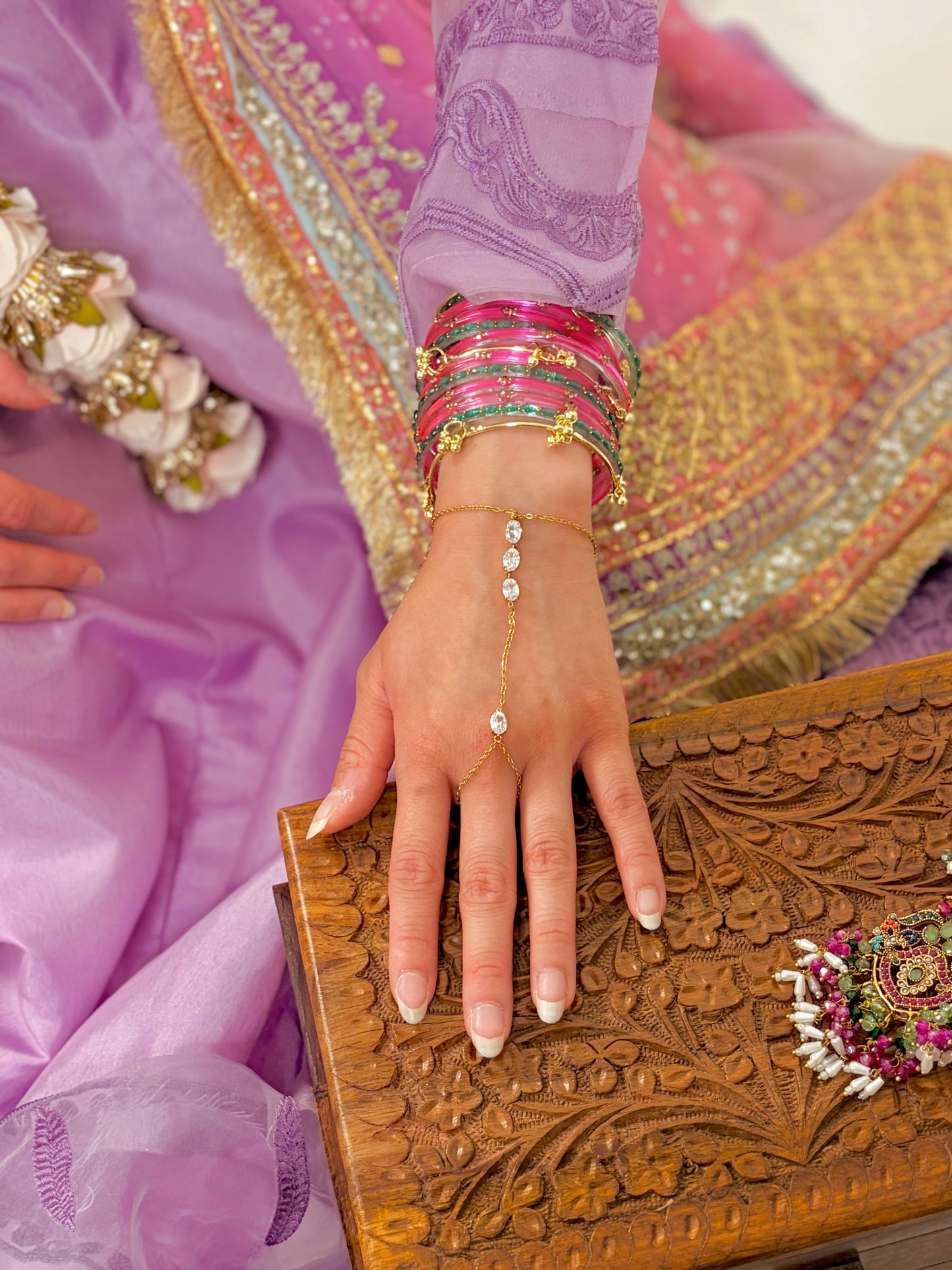Hareem hand chain