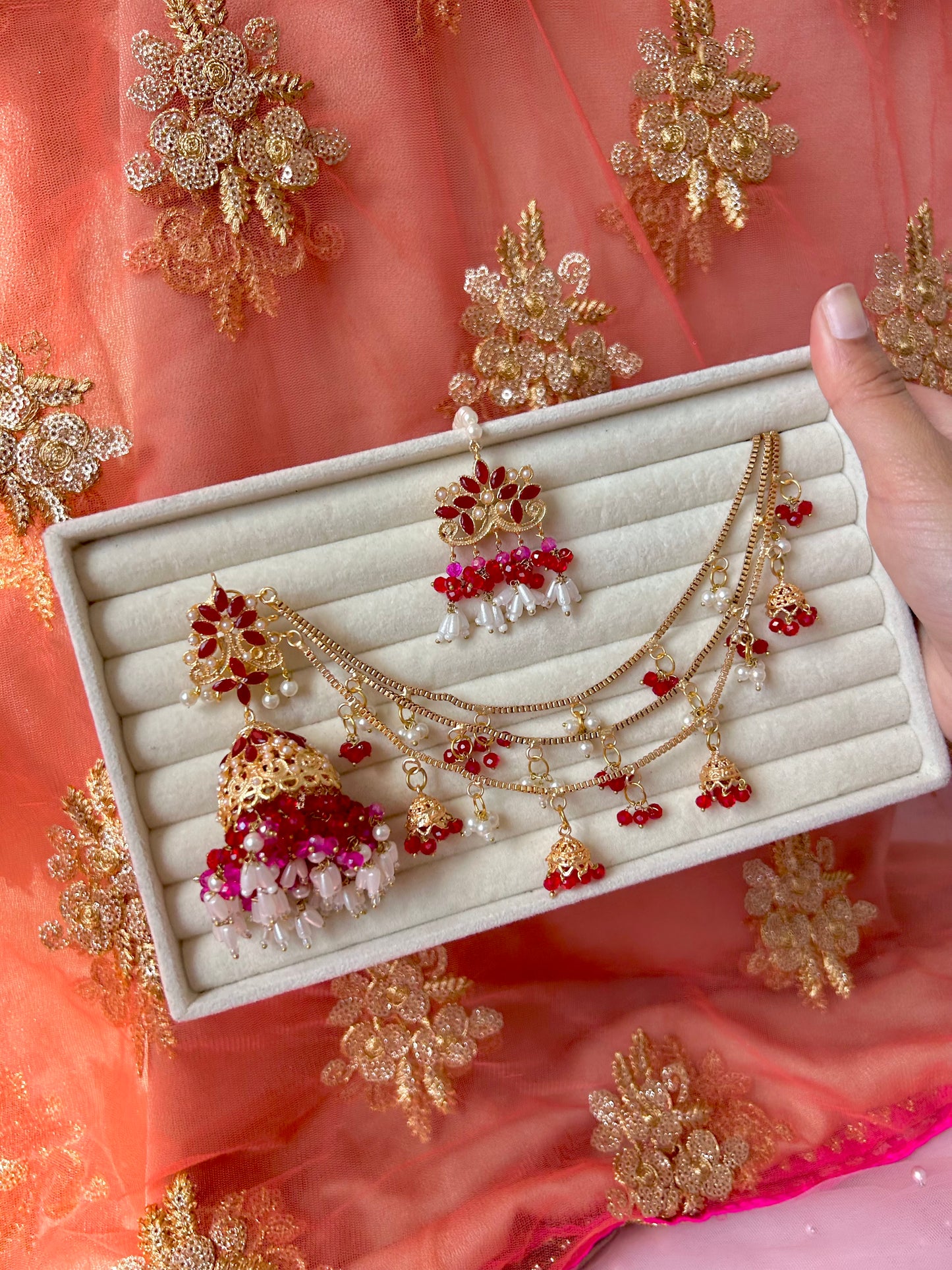 Qudsia earring & tikka set ~Maroon & Pink