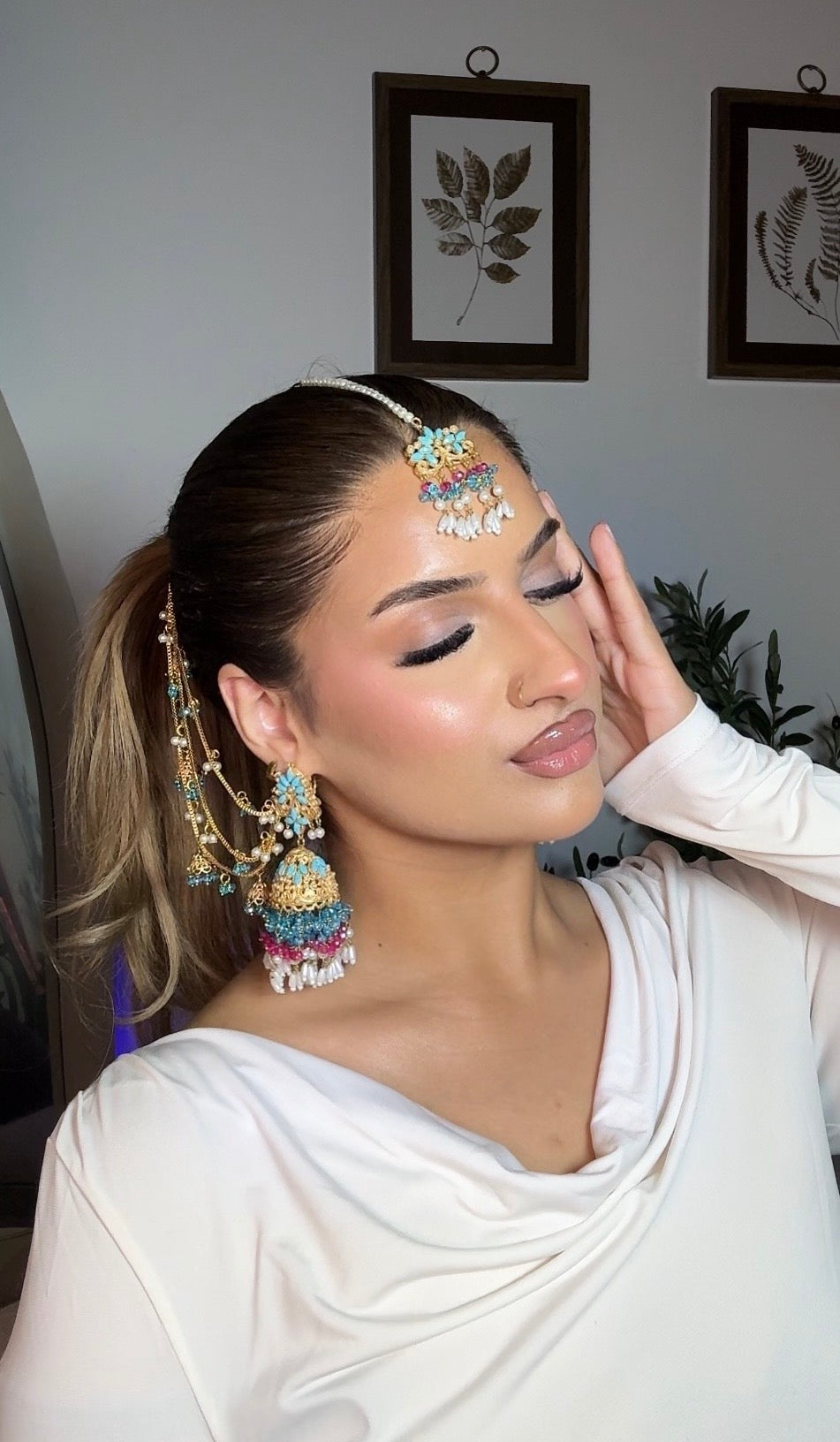 Qudsia earring & tikka set ~Ferozi & Fuschia
