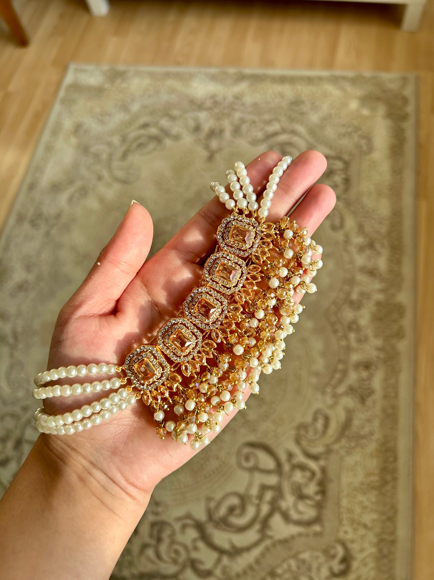 Minahil jewellery set - Champagne & Pearl