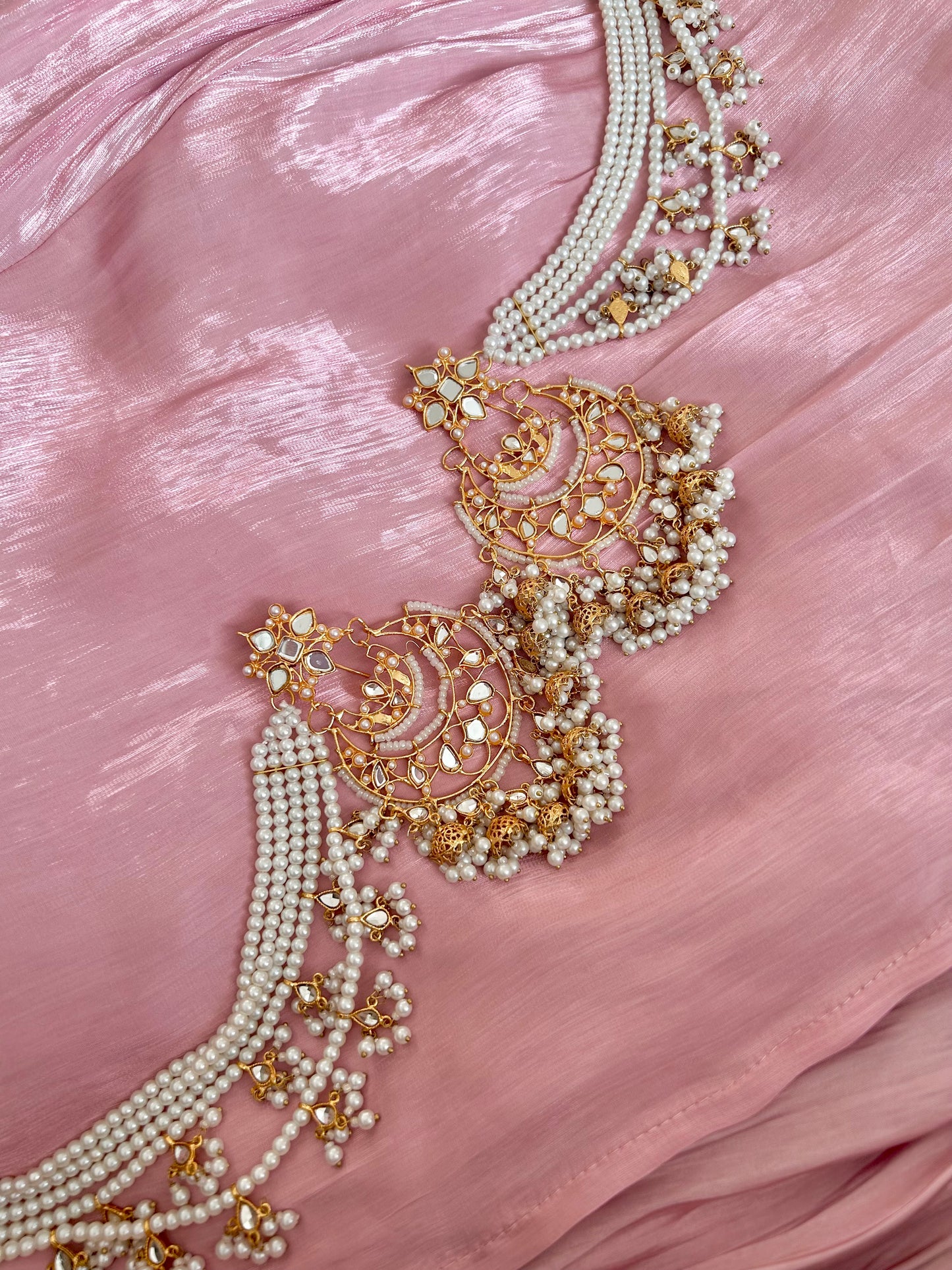 Shahanara kundan earrings
