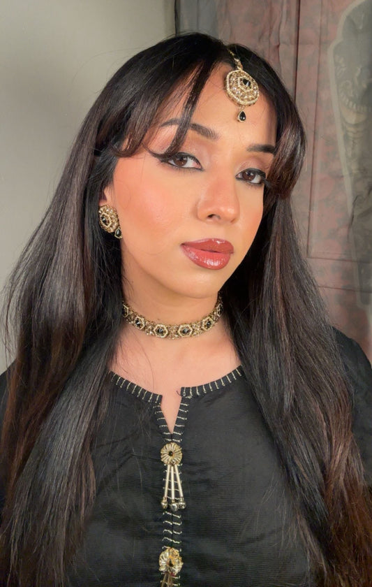 Madhuri set~ Black