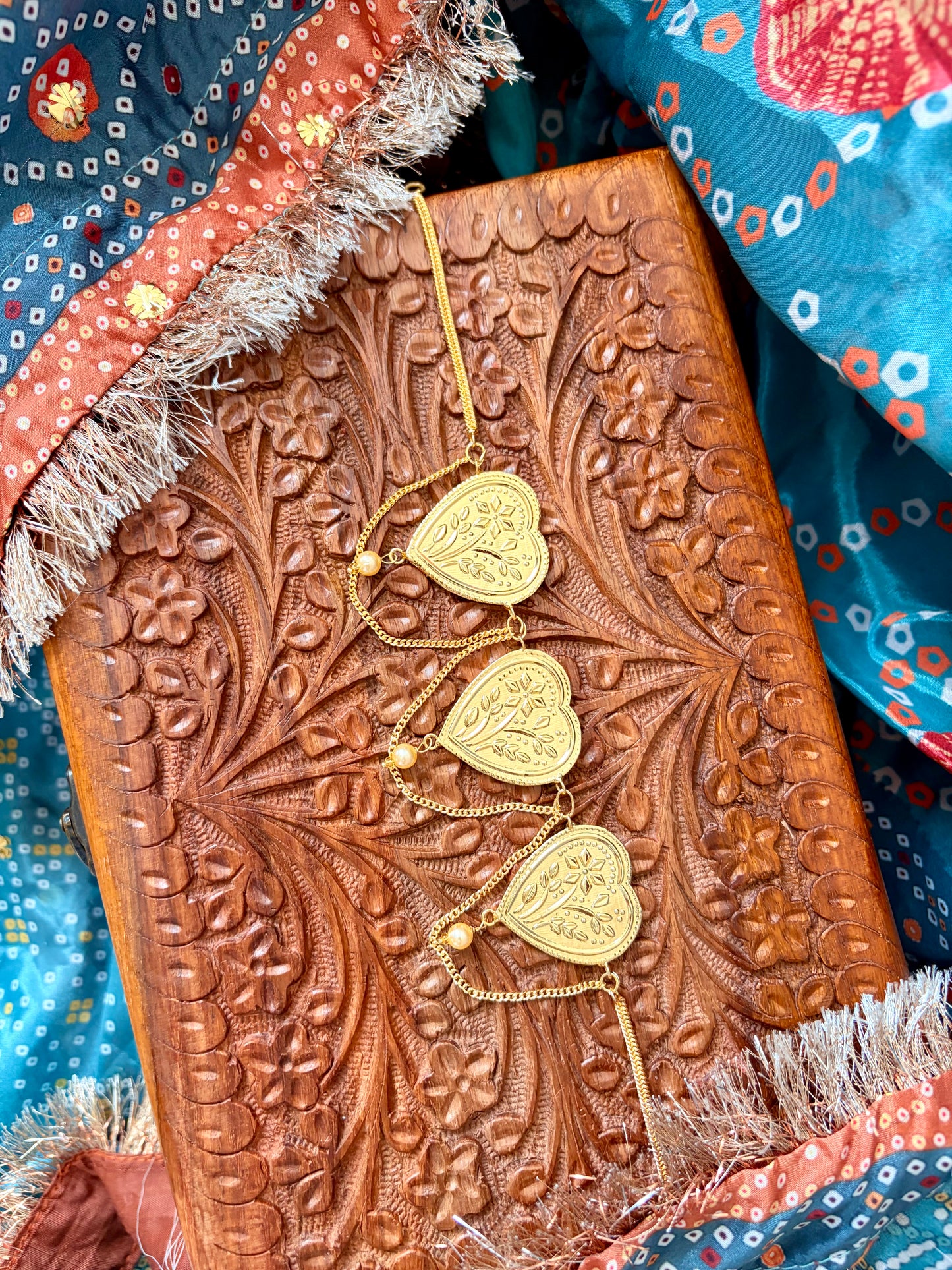 Dilruba necklace