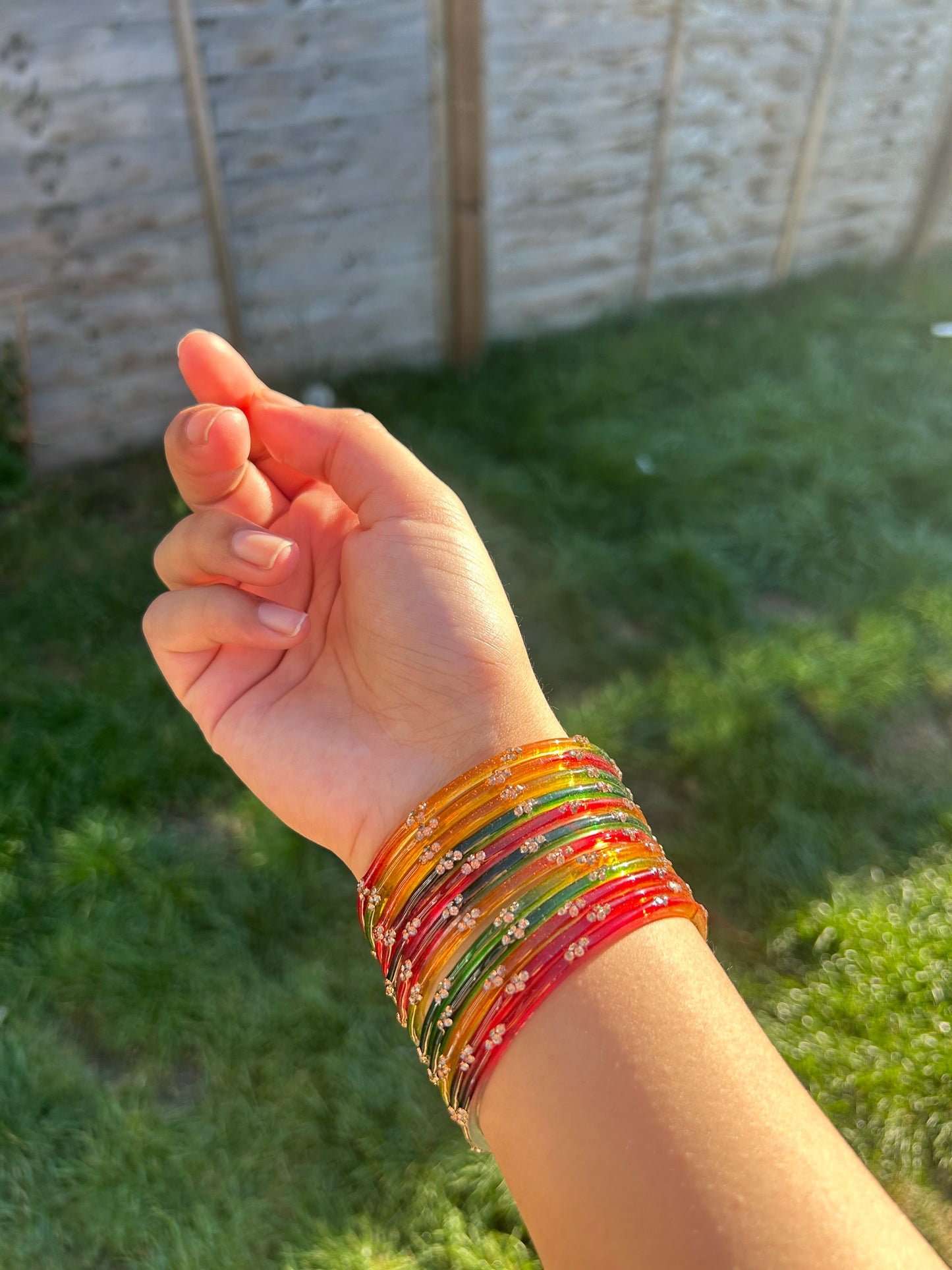 Rangeen glass bangle set ~ Red green twist