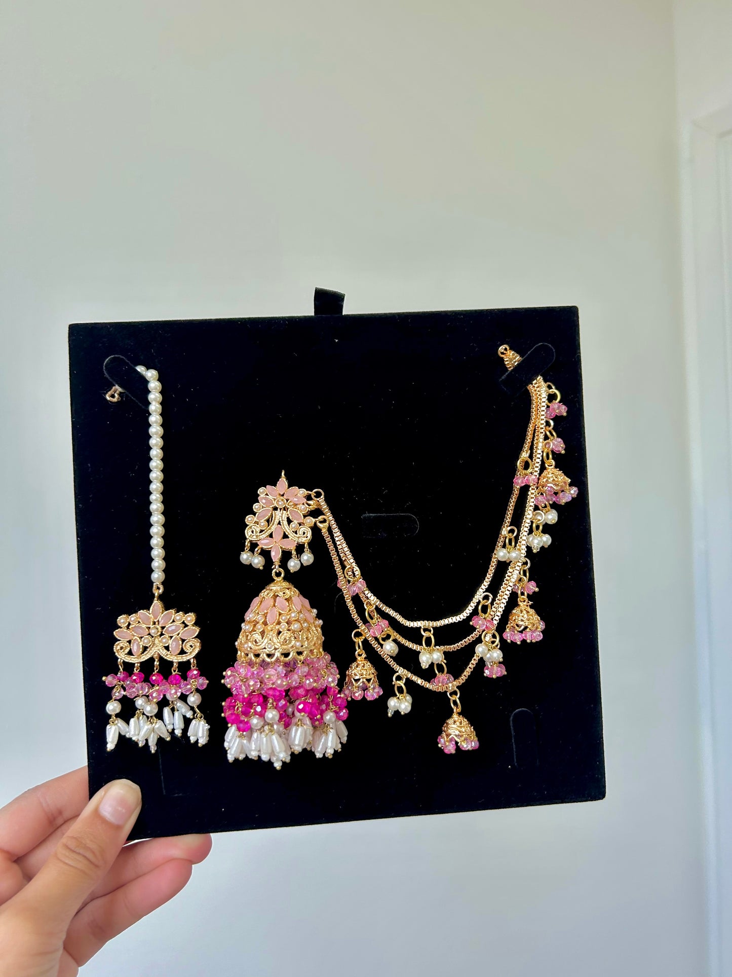 Qudsia earring & tikka set ~Pink shades