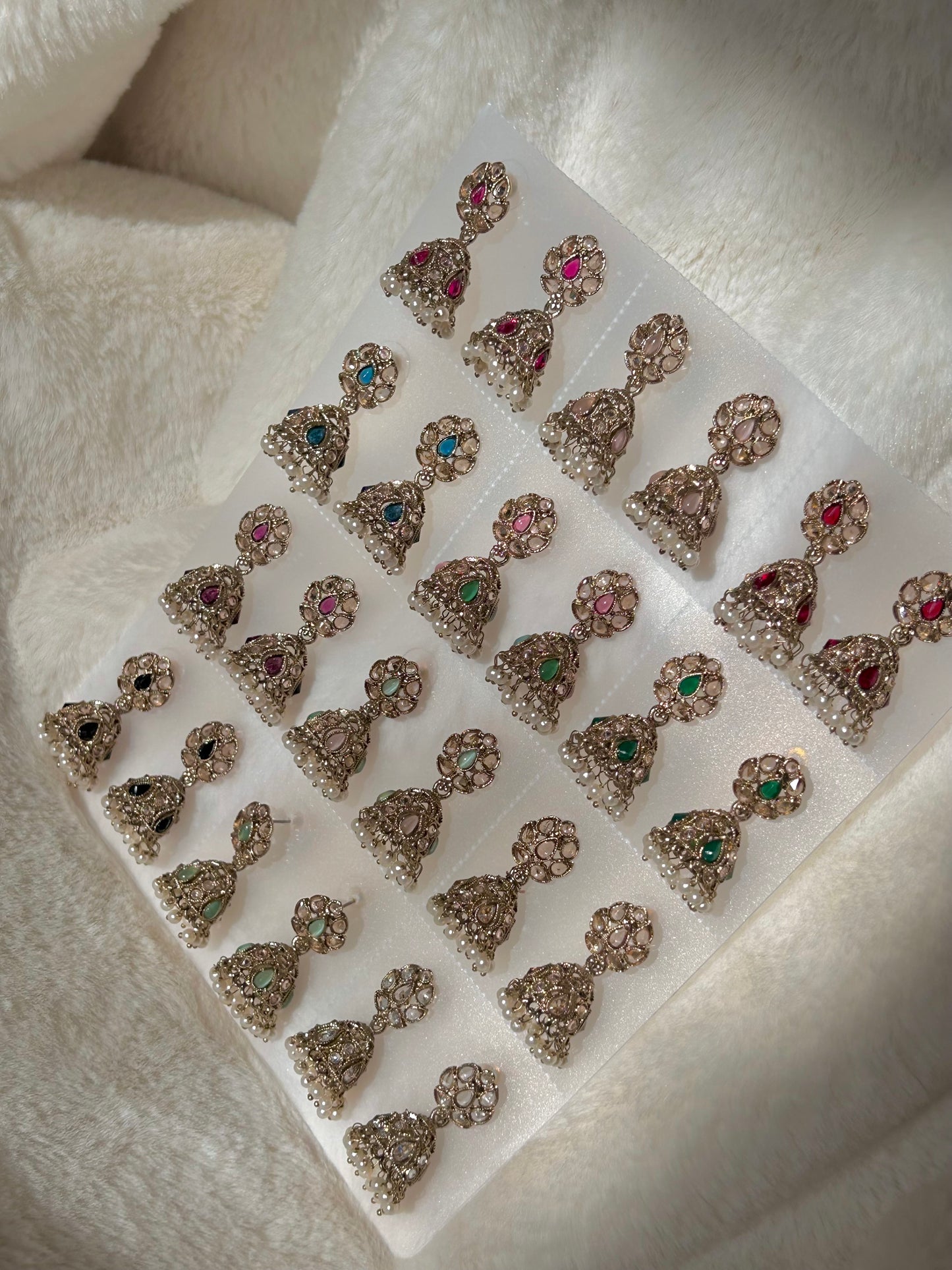 Nadia mini jhumka set