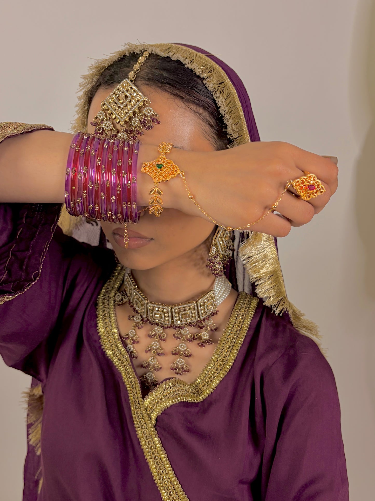 Amaarah hand chain