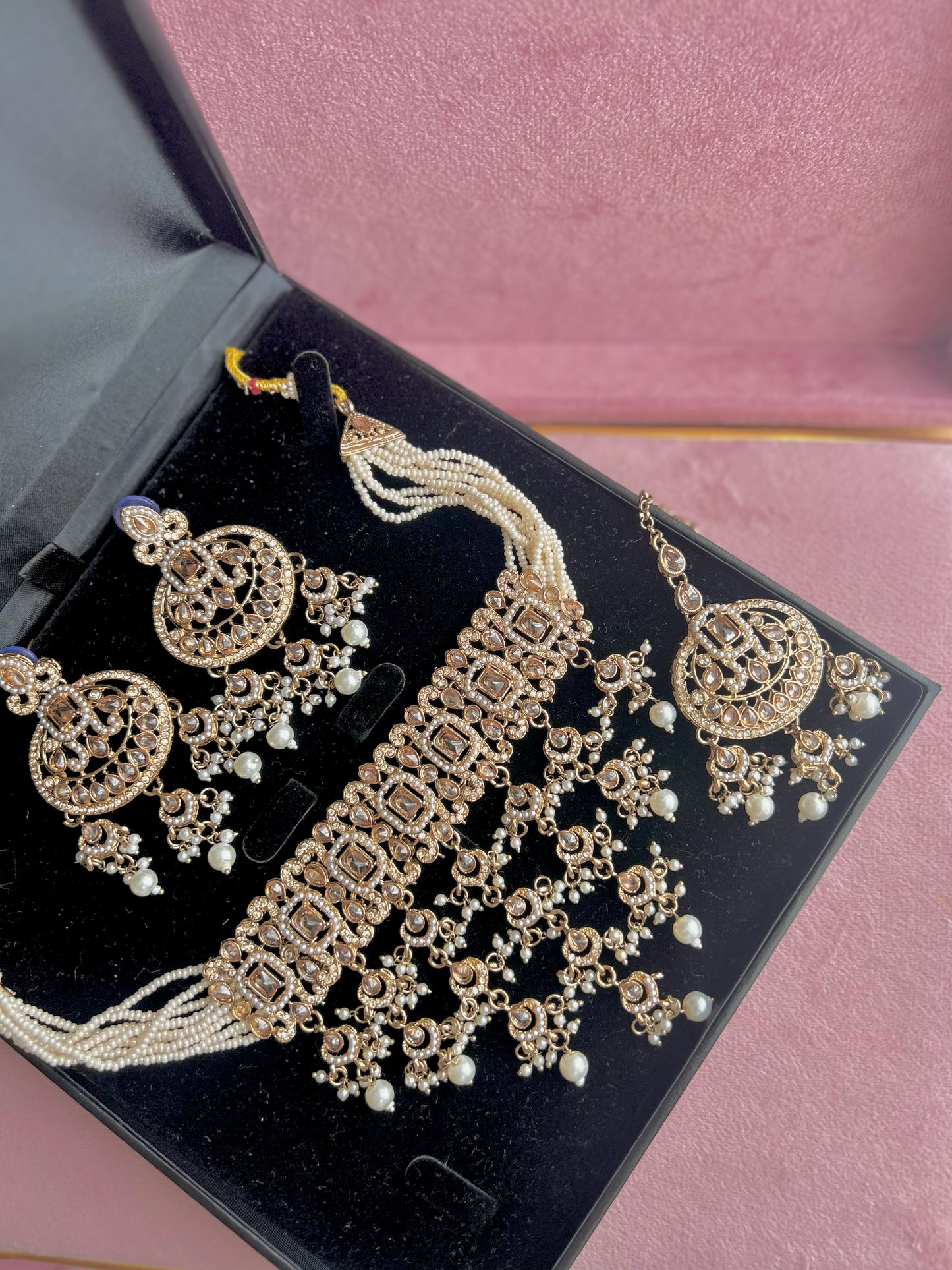 Hibba set ~ Champagne