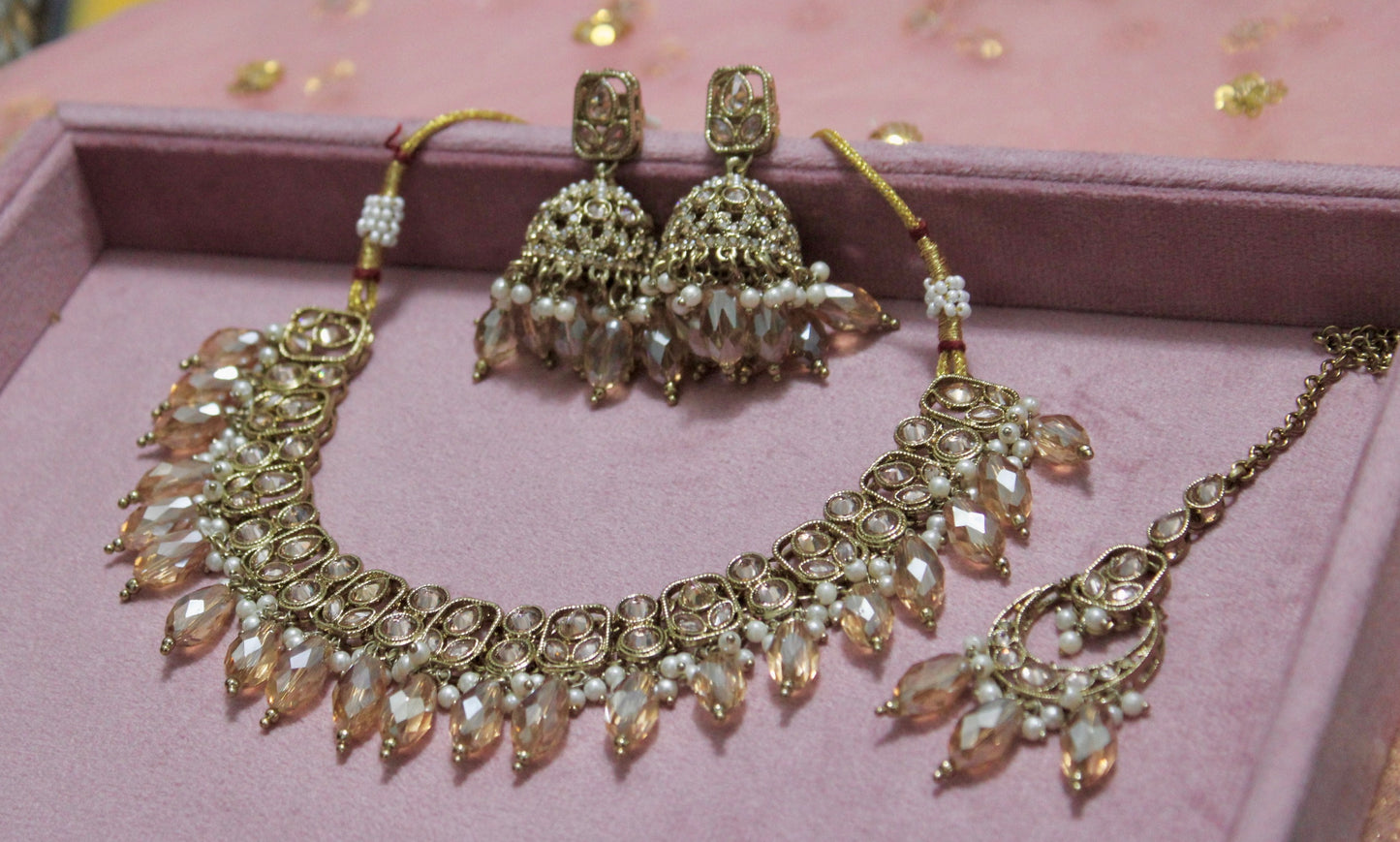 Preeti set ~ Champagne