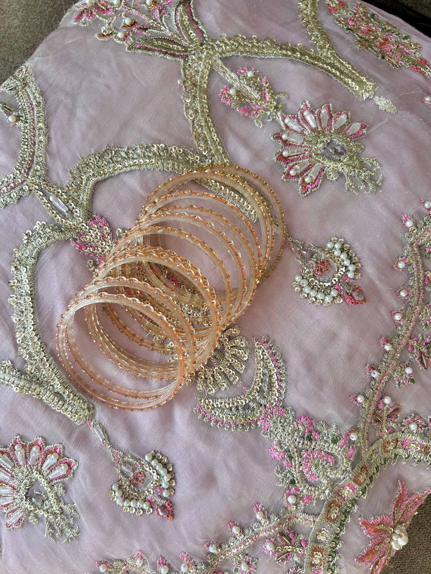 Rangeen glass bangle set ~ Nude