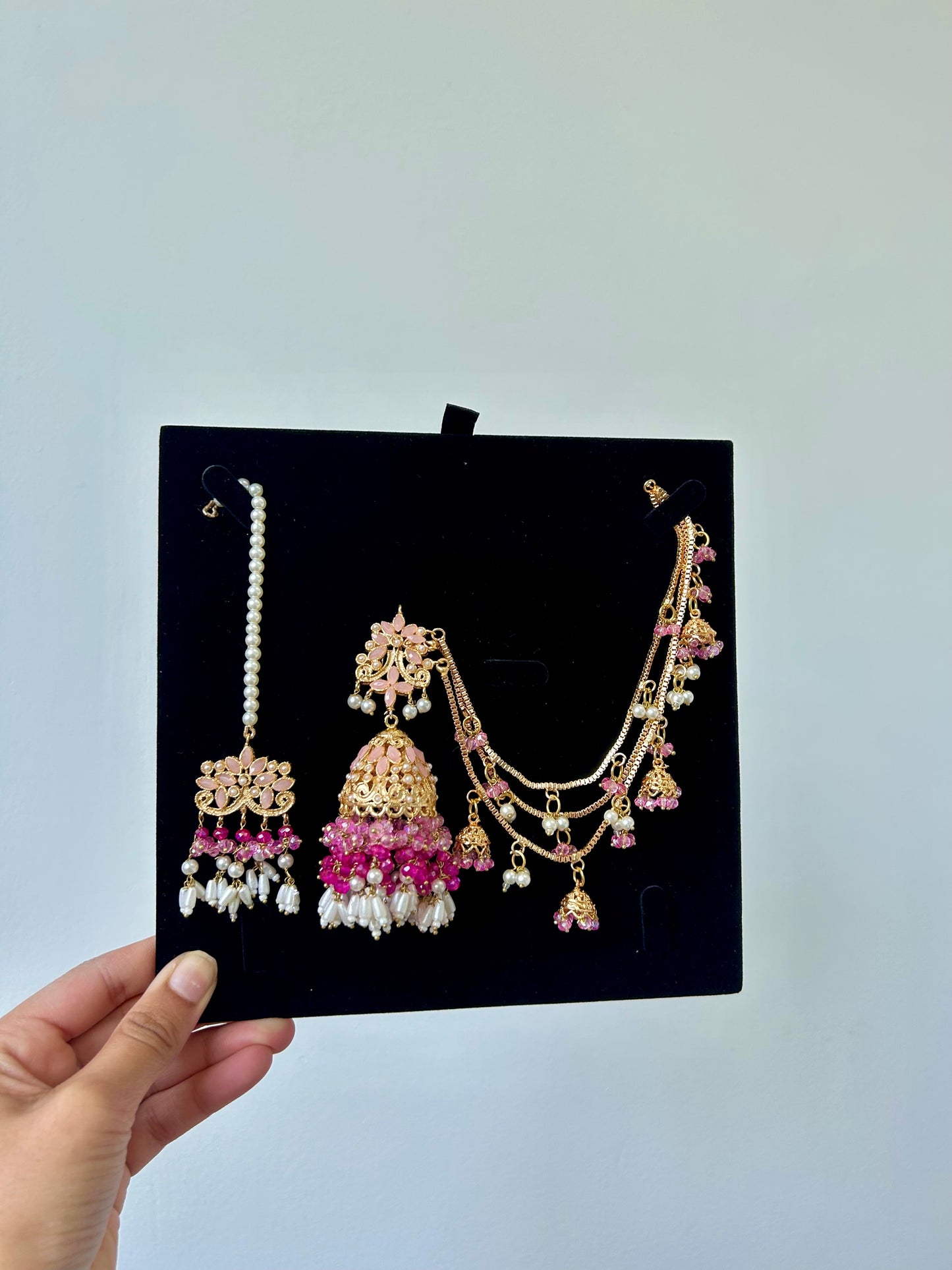 Qudsia earring & tikka set ~Pink shades