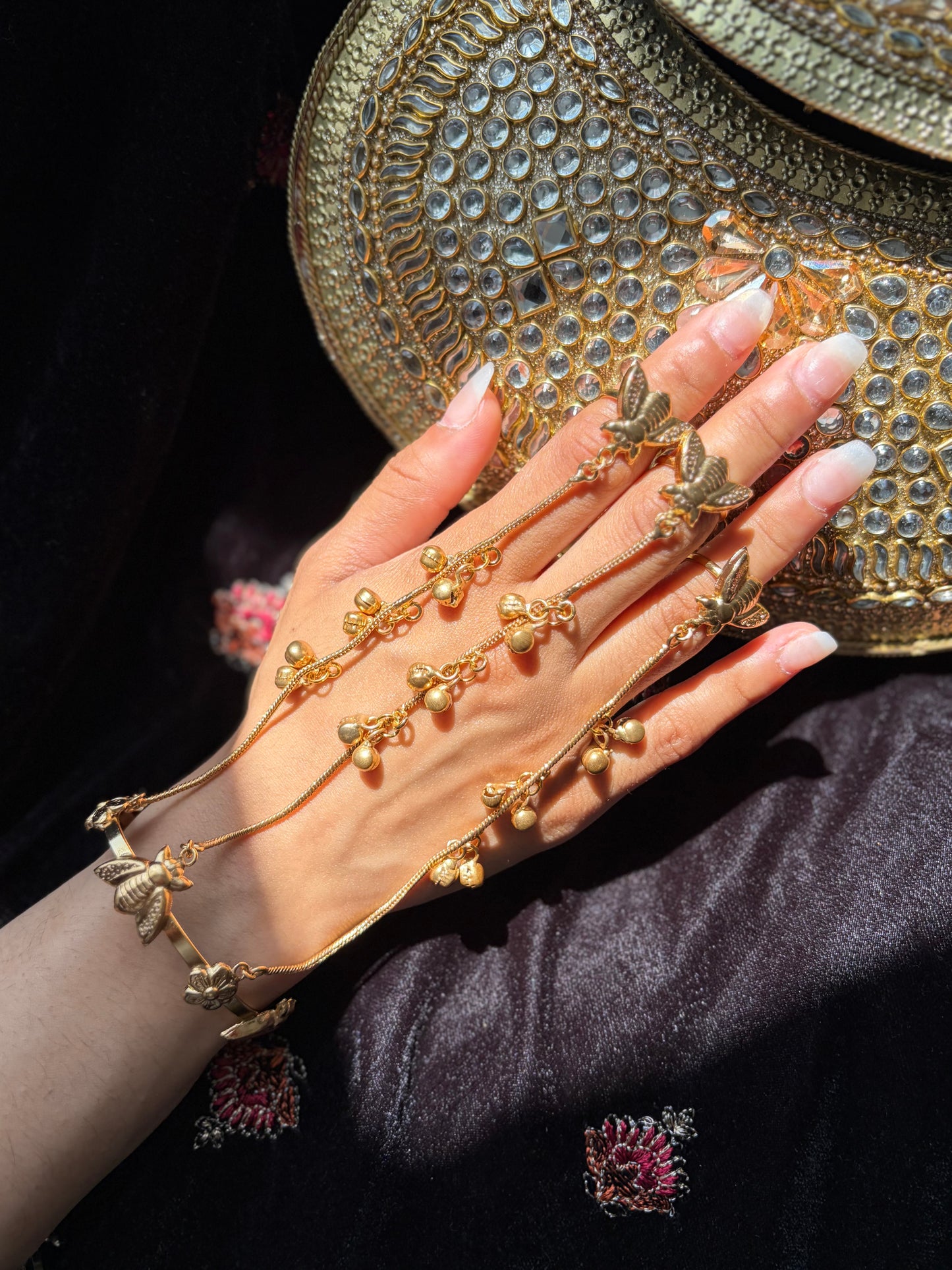Kanwal hand chain