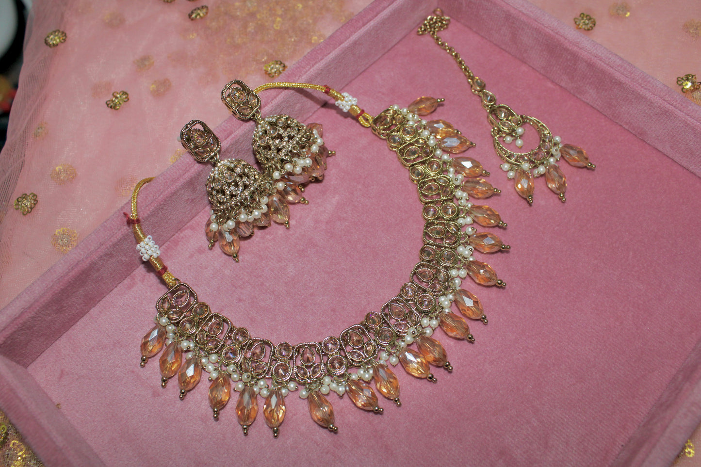 Preeti set ~ Champagne