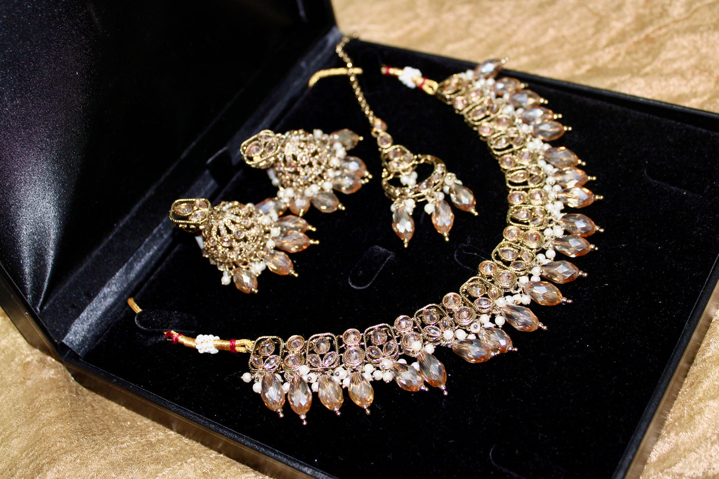 Preeti set ~ Champagne