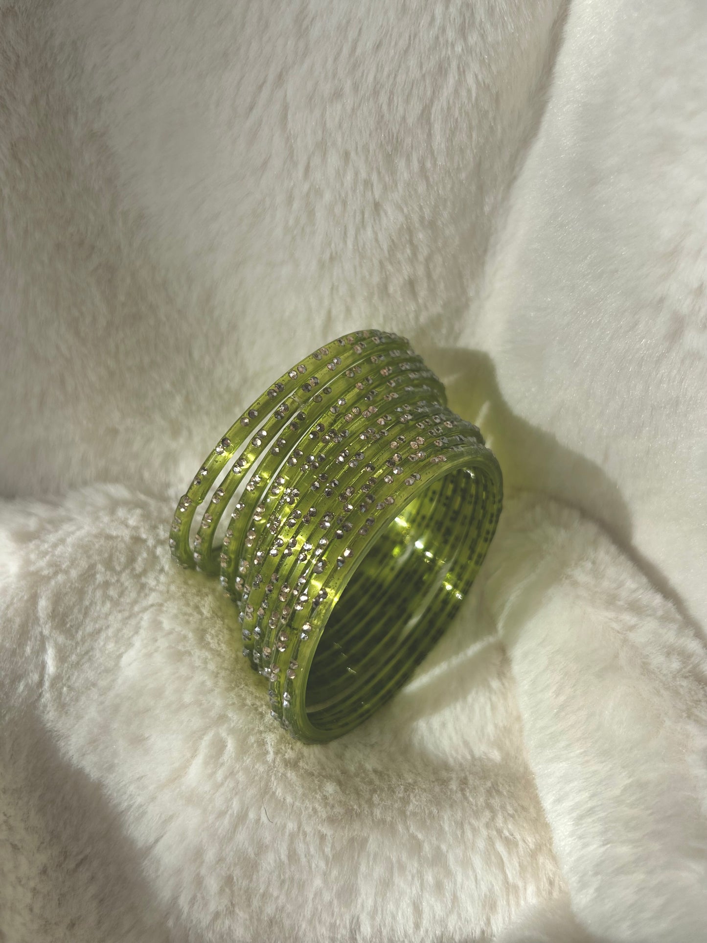 Rangeen glass bangle set ~Mehndi Green