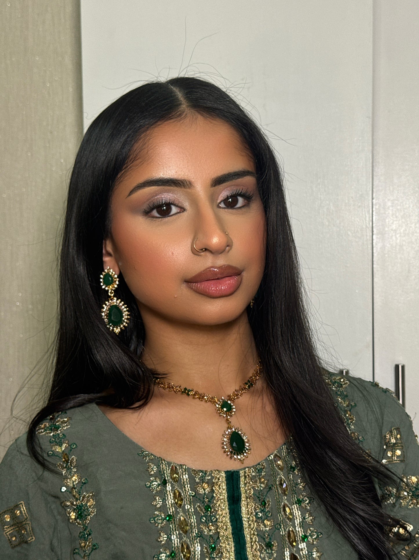 Mahnoor set ~ Emerald