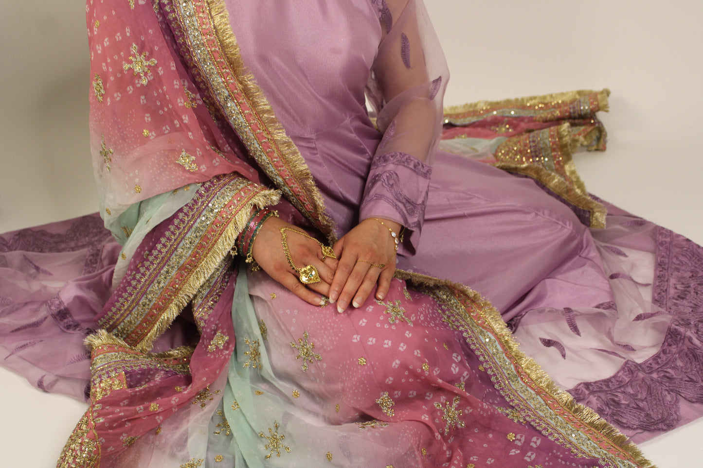 Amaarah hand chain