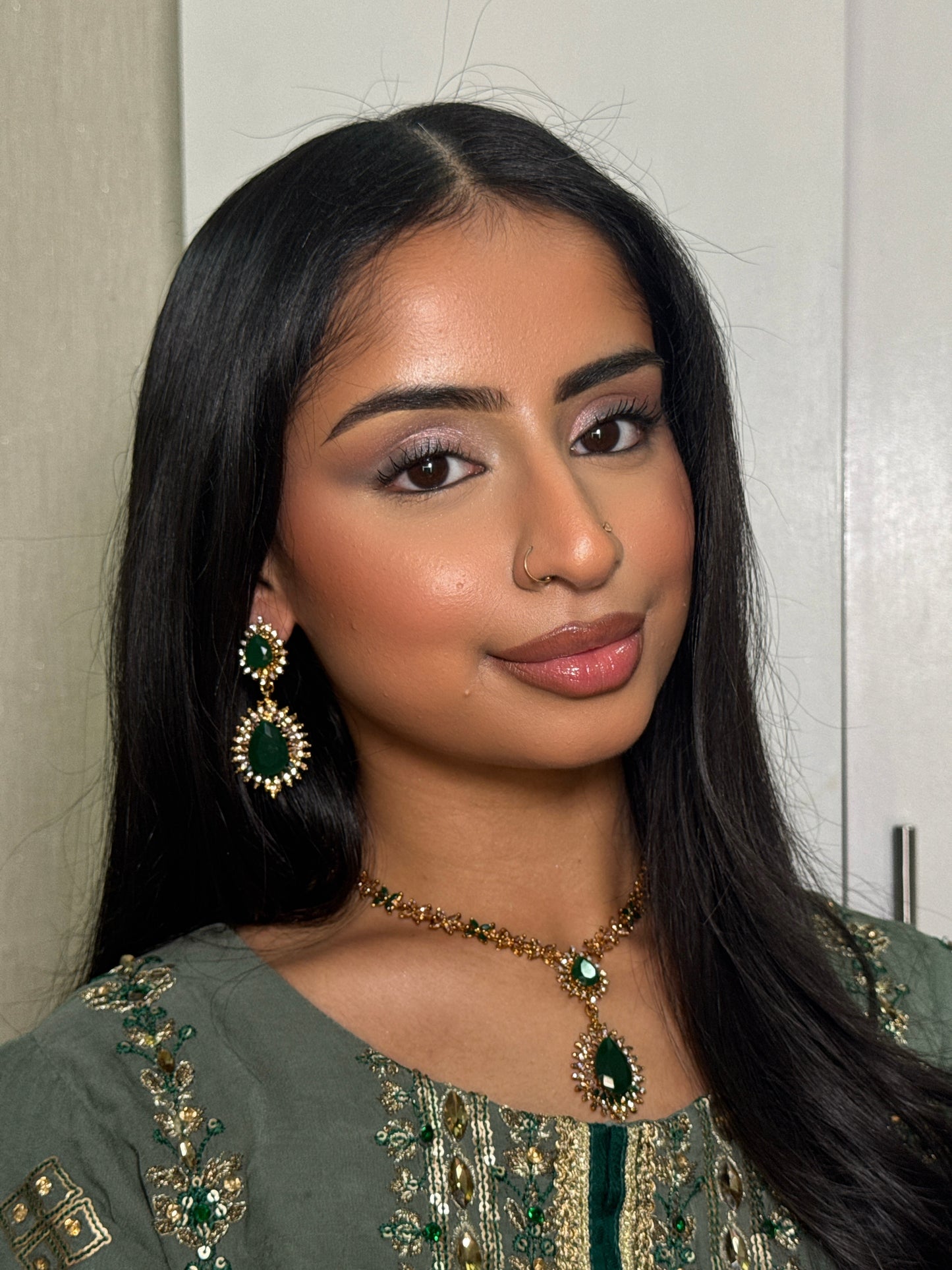 Mahnoor set ~ Emerald