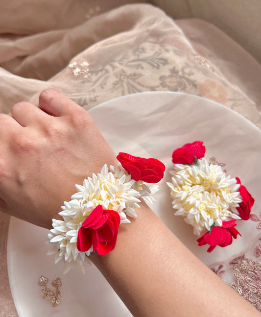 Rose Gajra scrunchie set