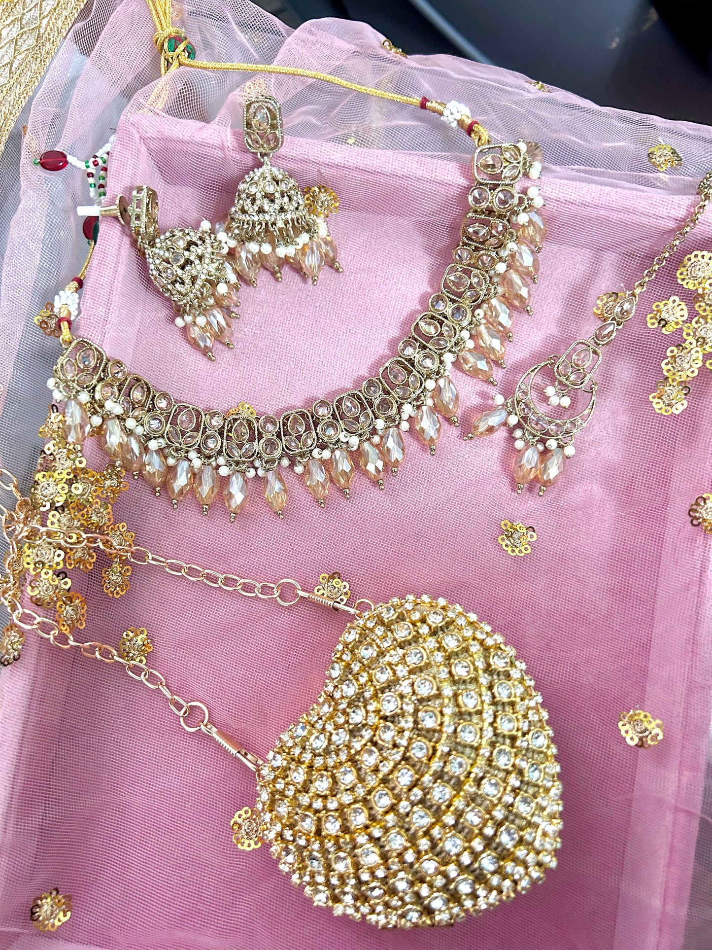 Preeti set ~ Champagne
