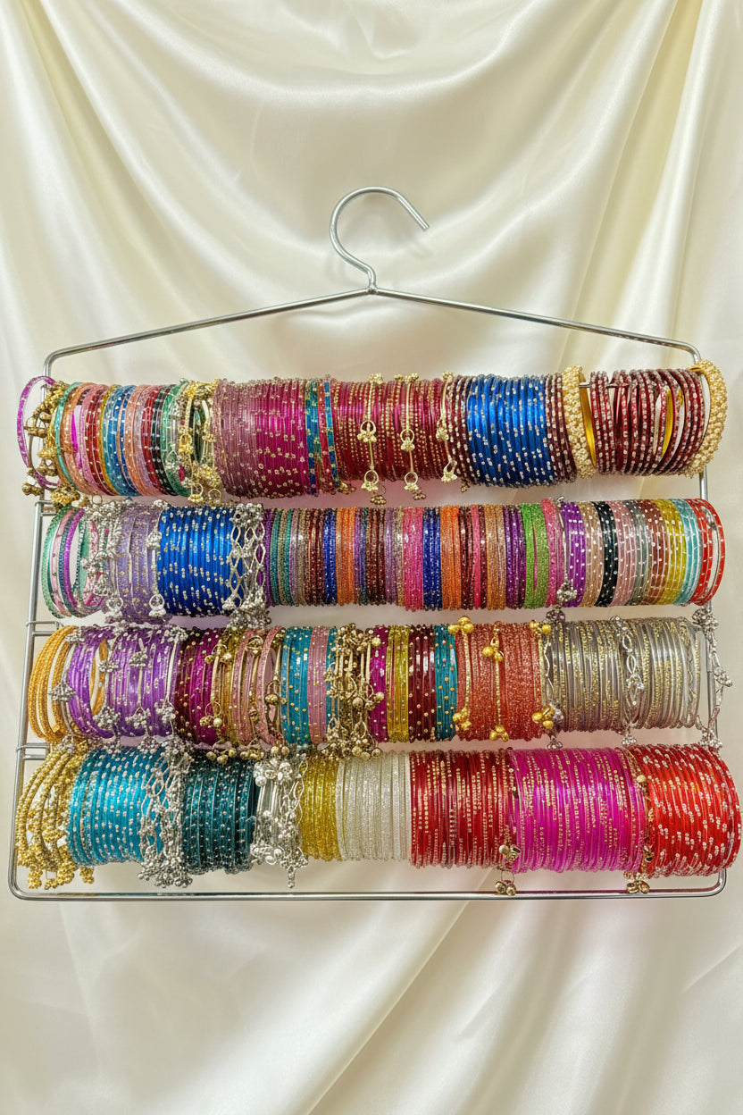 Hanging bangle organiser