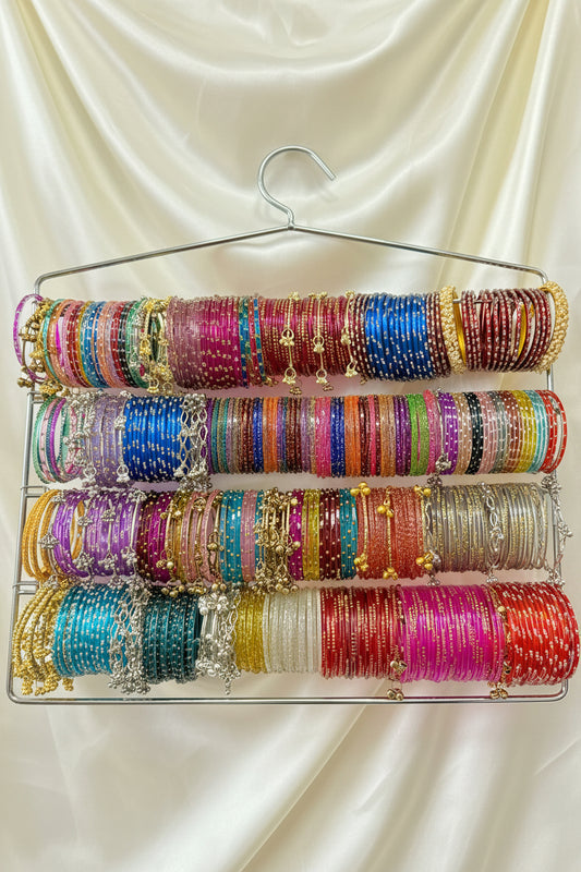 Hanging bangle organiser