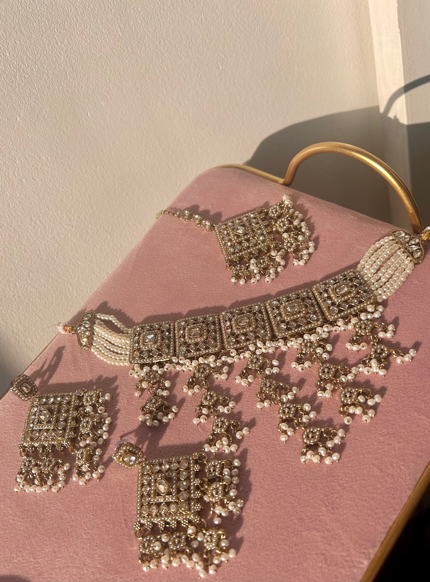 Meerab set ~ Champagne & Diamond