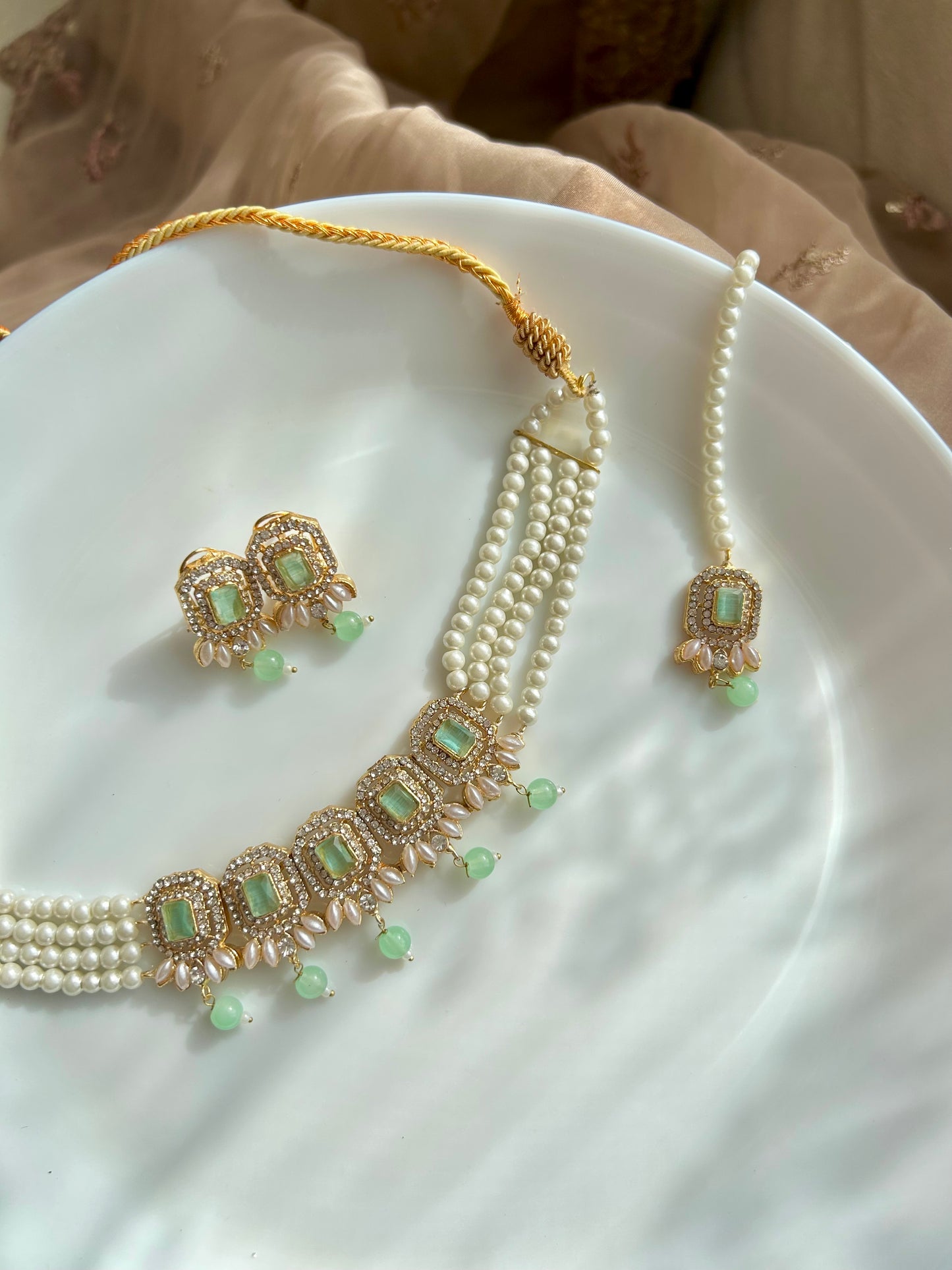 Nusrat jewellery set -mint