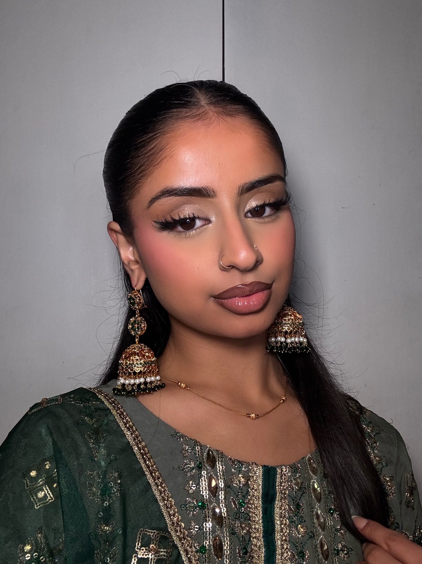 Nafeesa earrings ~ Dark Green