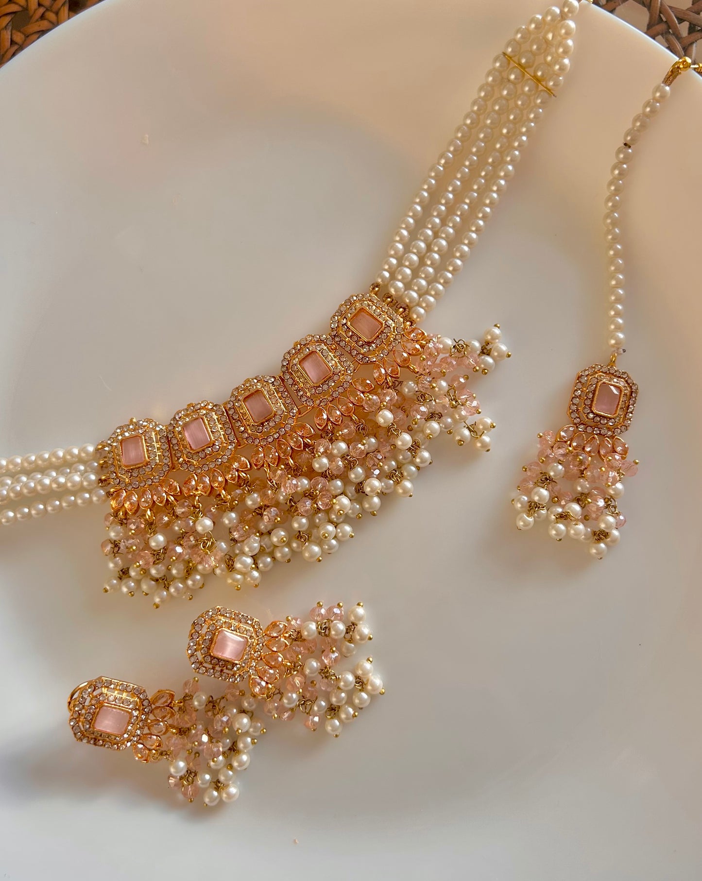Minahil jewellery set - Baby Pink