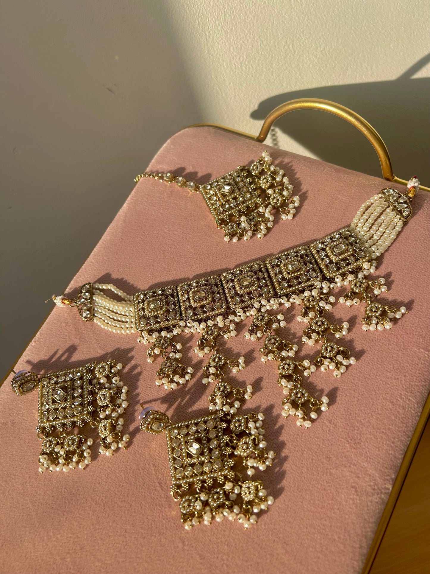 Meerab set ~ Champagne & Diamond