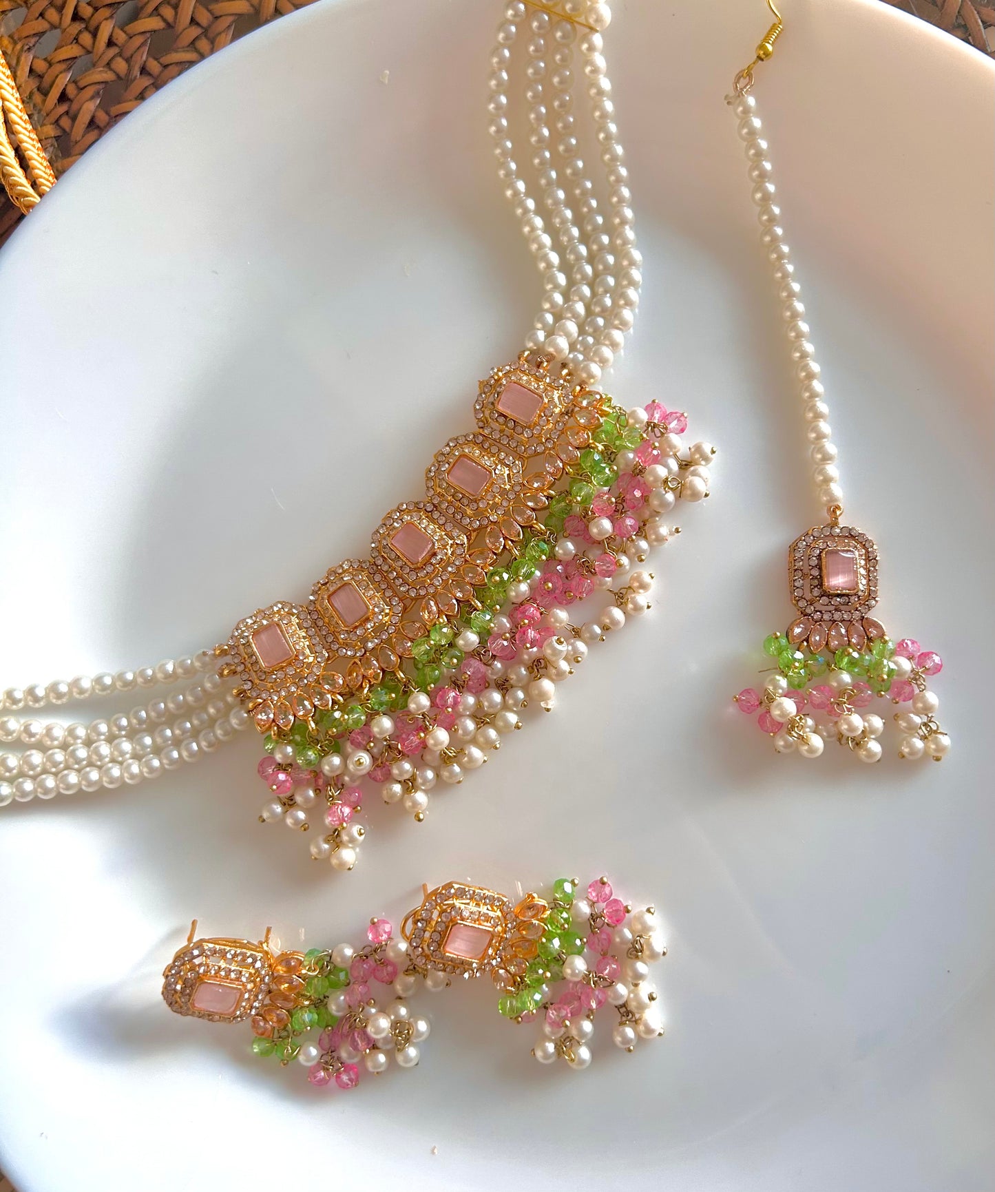 Minahil jewellery set - Pink & Green