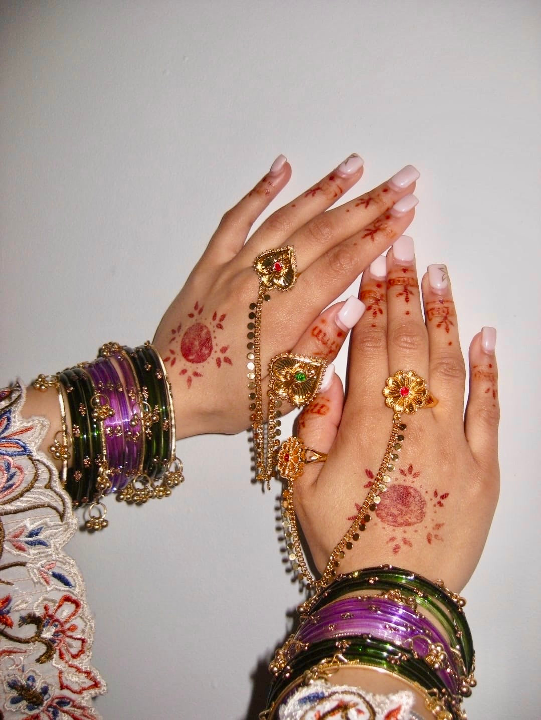 Farhana duo ring