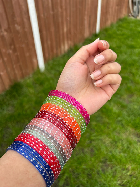 Noor glass bangle set